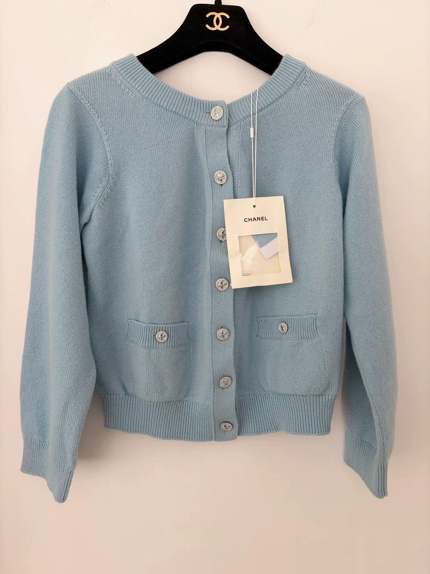 Chanel Chanel 25S Blue Cashmere Cardigan Size US S / EU 44-46 / 1 - 1 Thumbnail