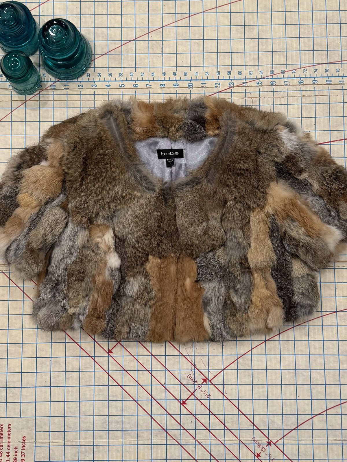 Bebe Bebe Rabbi Fur Shrug Bolero Women’s Size Medium bebe Size M / US 6-8 / IT 42-44 - 2 Thumbnail