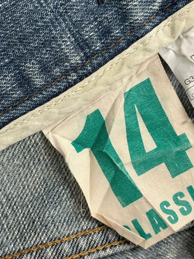 Dolce & Gabbana 2000s Dolce & Gabbana Blue Distressed Denim Jeans Size US 33 - 13 Thumbnail