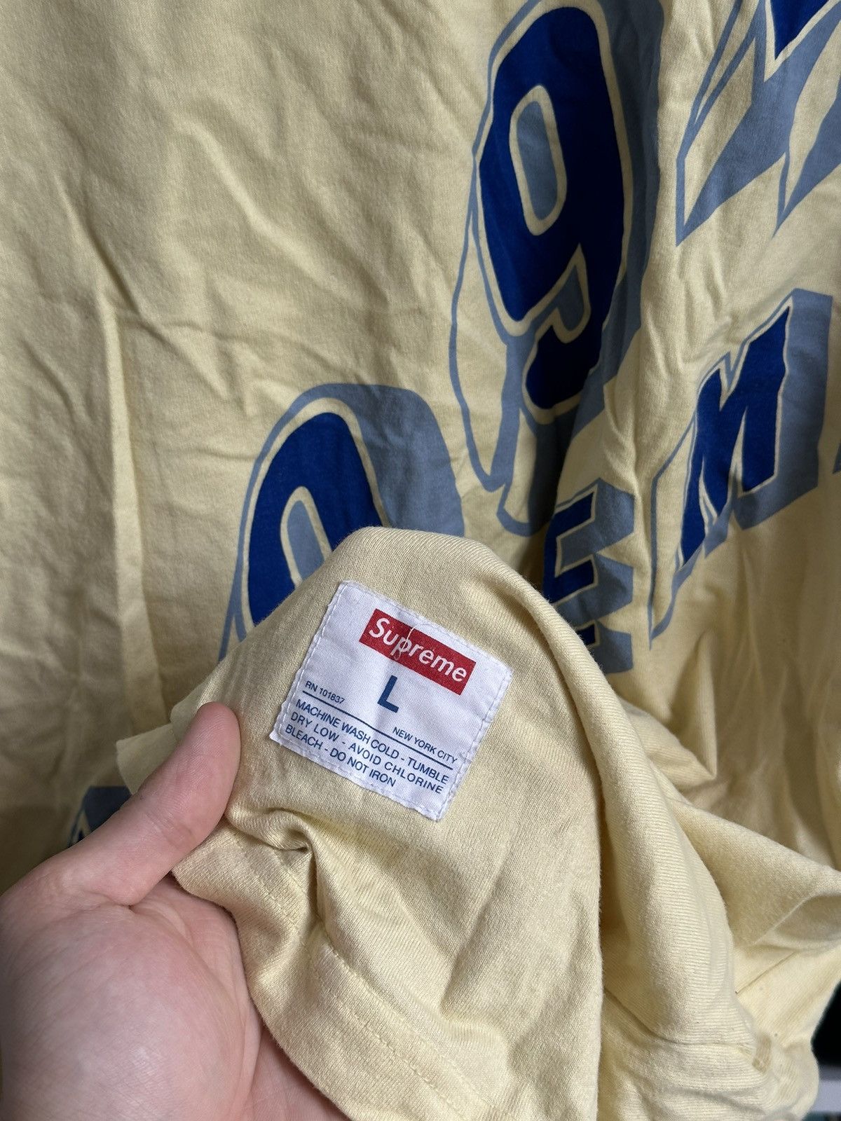 Supreme 🔥SS20 SUPREME TEXT BEVEL RINGER T-SHIRT🔥 Size US L / EU 52-54 / 3 - 3 Thumbnail