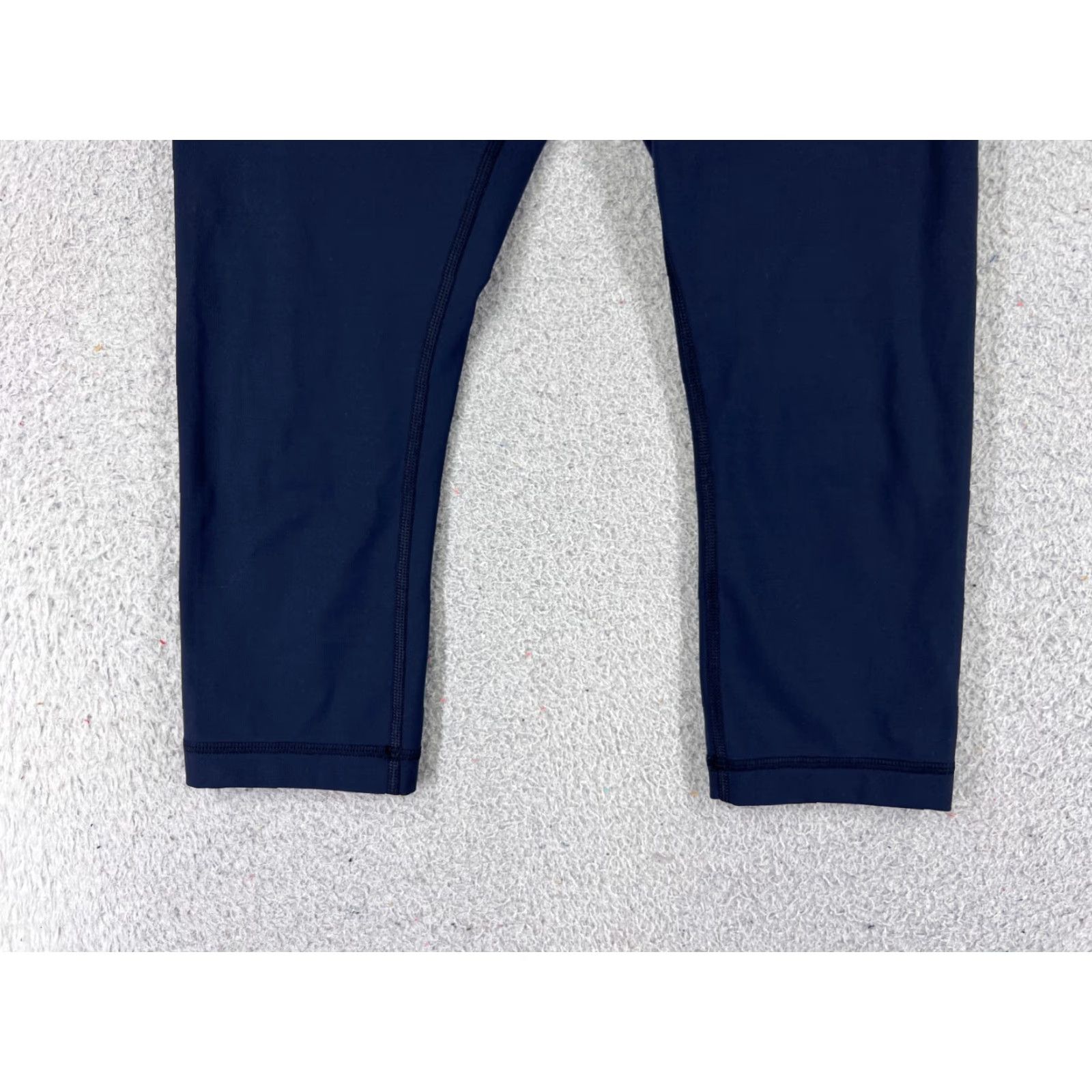 Lululemon Lululemon Wunder Under Crop Pants Womens 4 Blue 20in Inseam Yoga Activewear Size 27" / US 4 / IT 40 - 2 Thumbnail