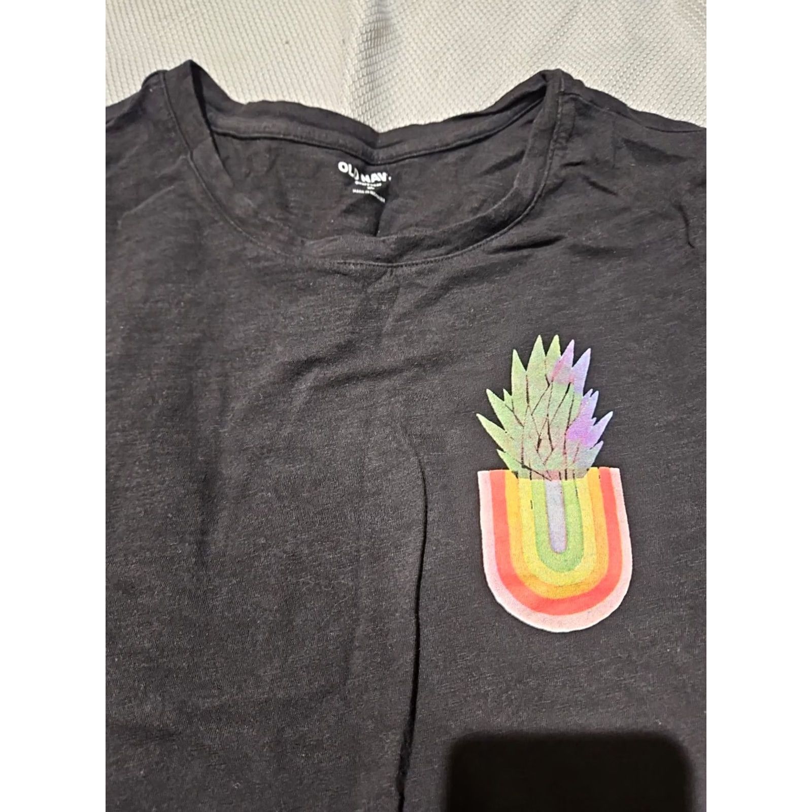 Old Navy Old Navy Shirt Womens XL Black Rainbow Pineapple Happiness Graphic Tee Size XL / US 12-14 / IT 48-50 - 2 Thumbnail