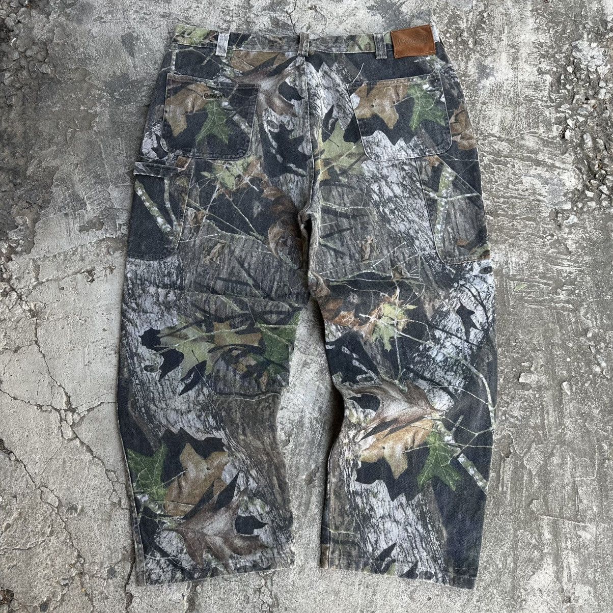 Realtree (39x28) Crazy Vintage Y2K Realtree Camo Carhartt Style Baggy Size US 39 - 1 Thumbnail