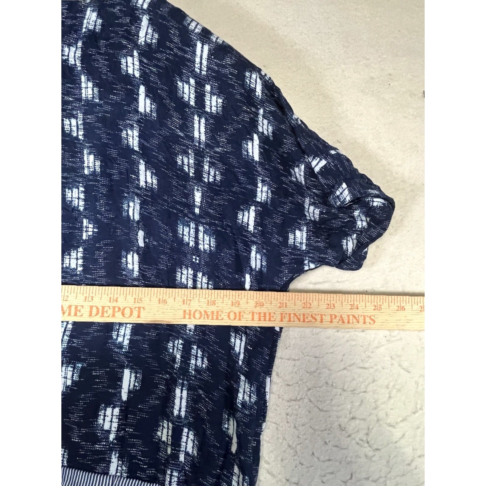 Velvet Velvet by Graham & Spencer Jumpsuit Womens Abstract Print V-Neck Short Sleeve Navy Blue M Regular One-Piece Size 32" / US 10 / IT 46 - 3 Thumbnail