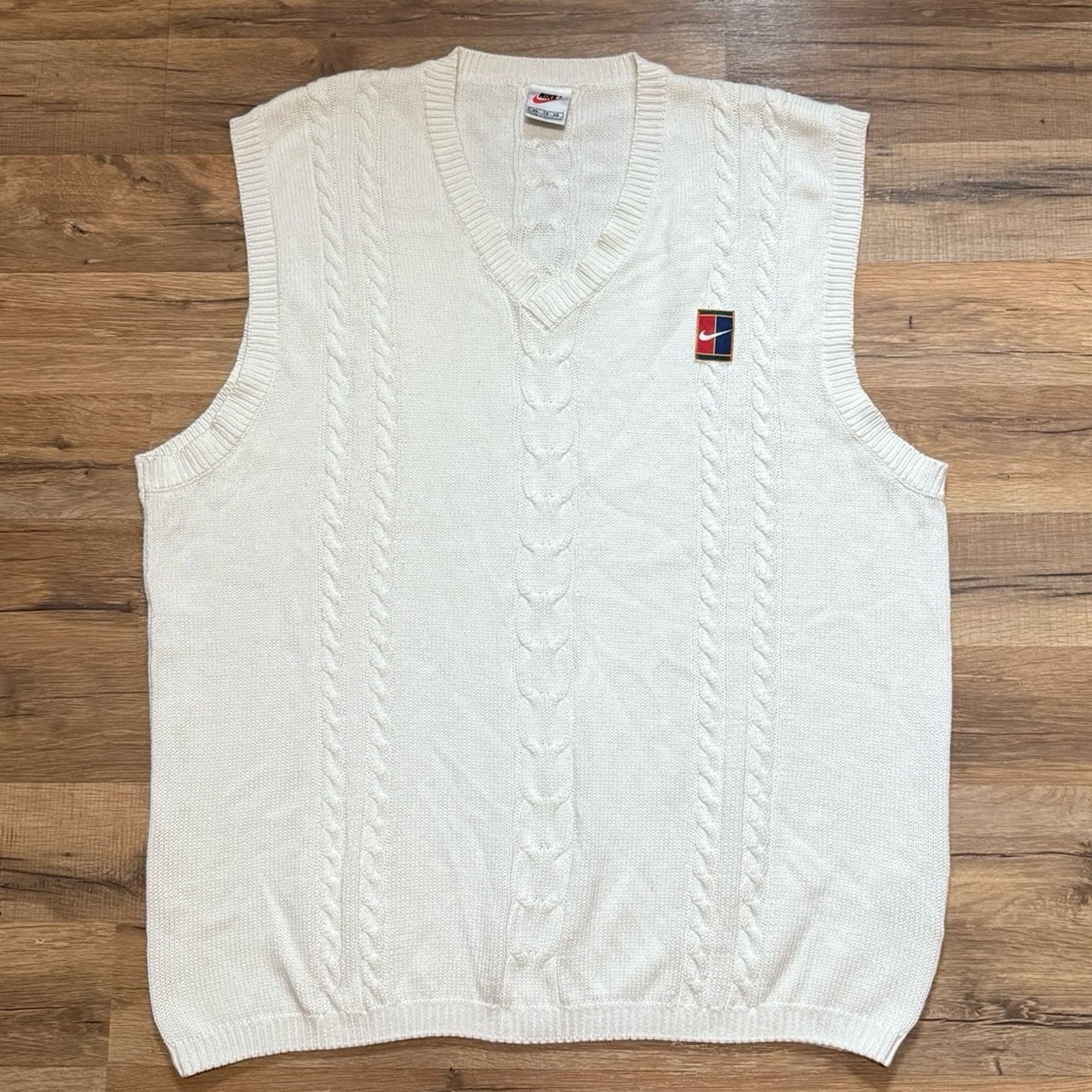 Nike 90s Nike Court Challenge Tennis Cable Knit Sweater Vest Size US XL / EU 56 / 4 - 1 Thumbnail