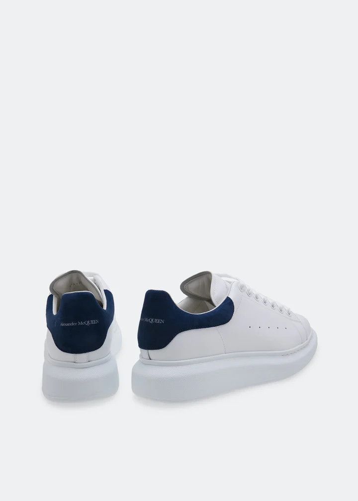 Alexander McQueen o1w1db10925 Oversized Sneaker in White Size US 10.5 / IT 40.5 - 3 Thumbnail