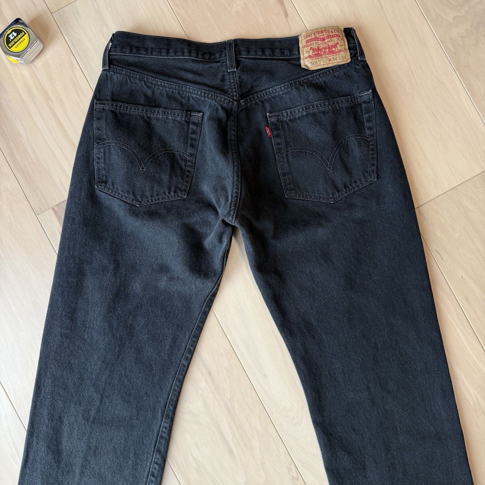 Levi's Vintage Levis 501 Jeans Black Denim Straight Leg Button Fly Size US 32 / EU 48 - 8 Thumbnail