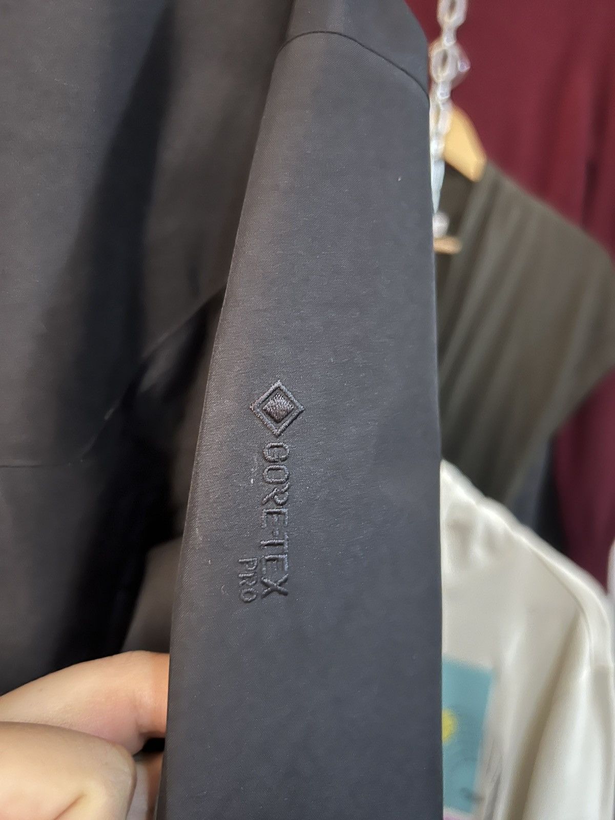 Arc'teryx Arc'teryx Alpha SV 24k Size US L / EU 52-54 / 3 - 6 Thumbnail