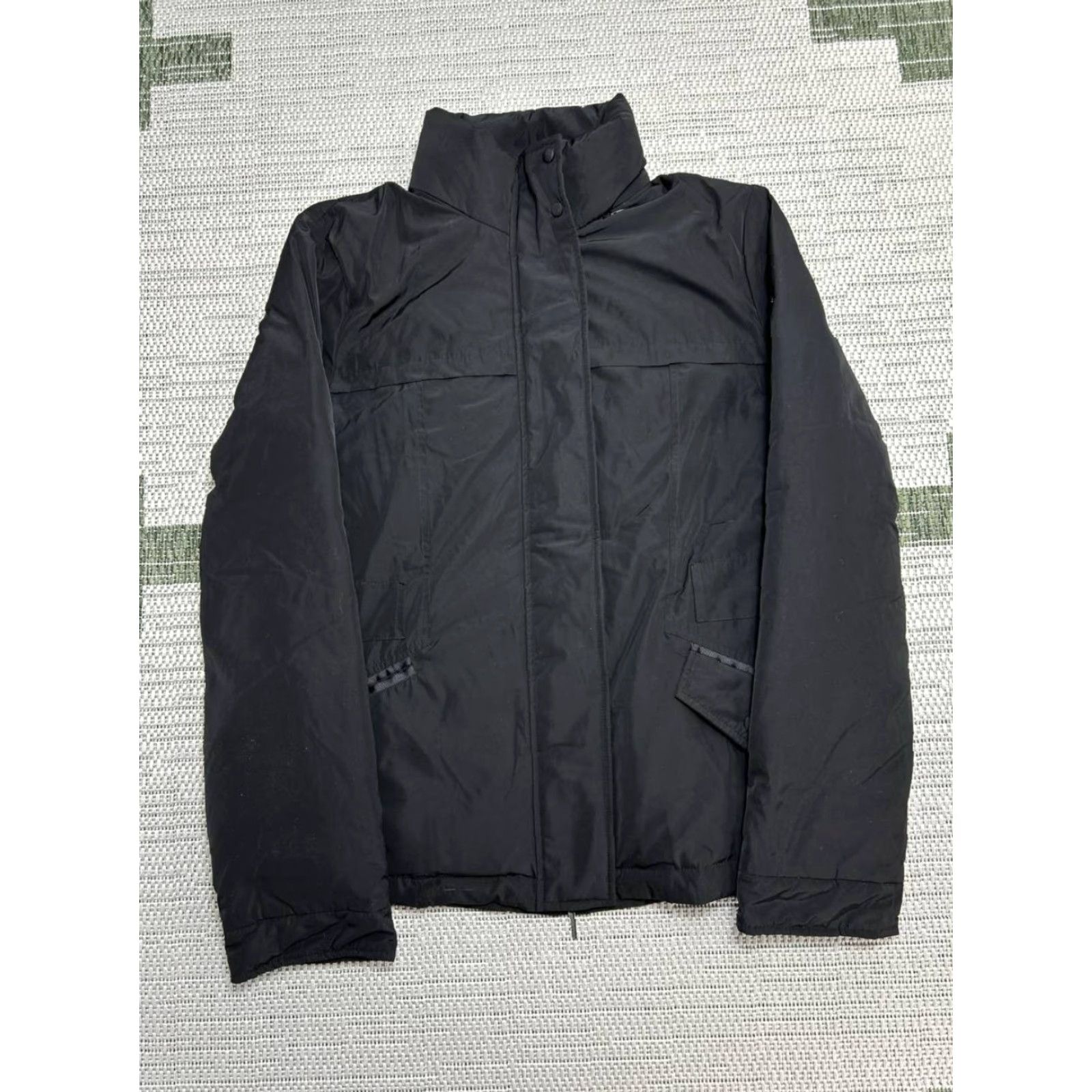 Vintage Armani Jeans Real Down Reversible Jacket Womens 10 Black Front Pockets Wind Protection Size L / US 10 / IT 46 - 2 Thumbnail