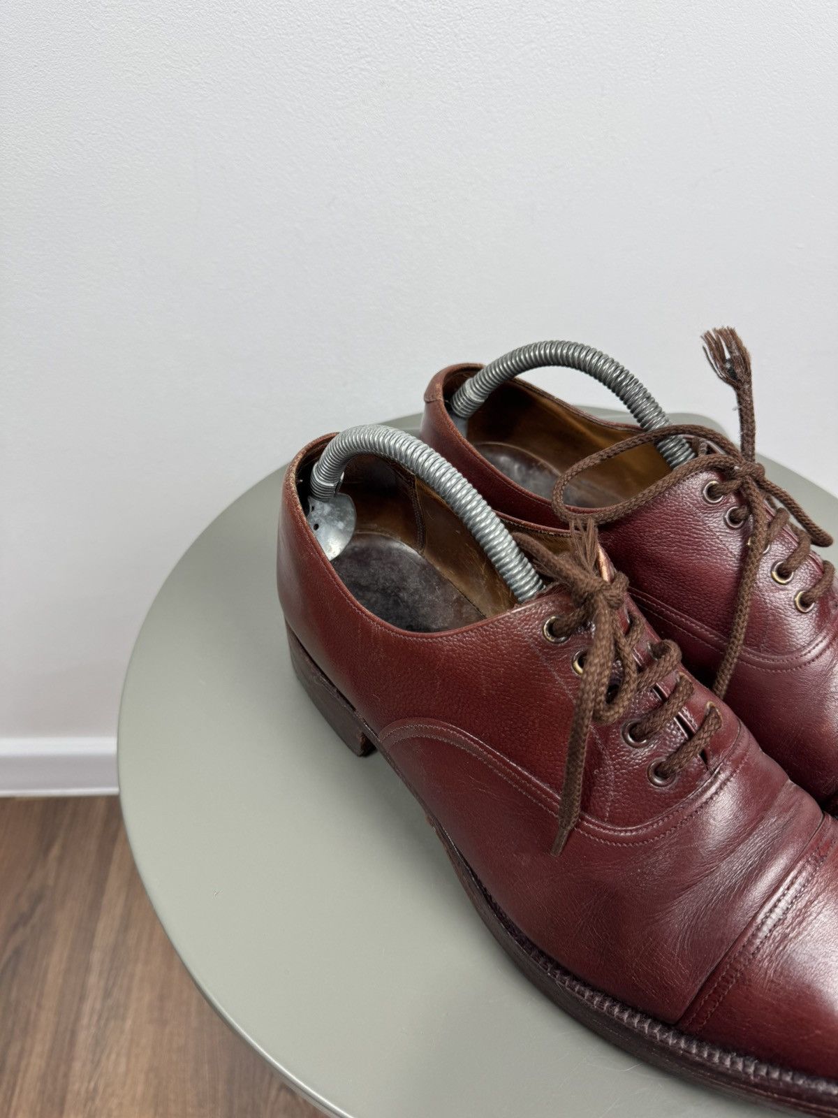 Other Vintage Heavy Leather Oxford Shoes US 9 Metal Heel Taps Size US 9 / EU 42 - 2 Thumbnail