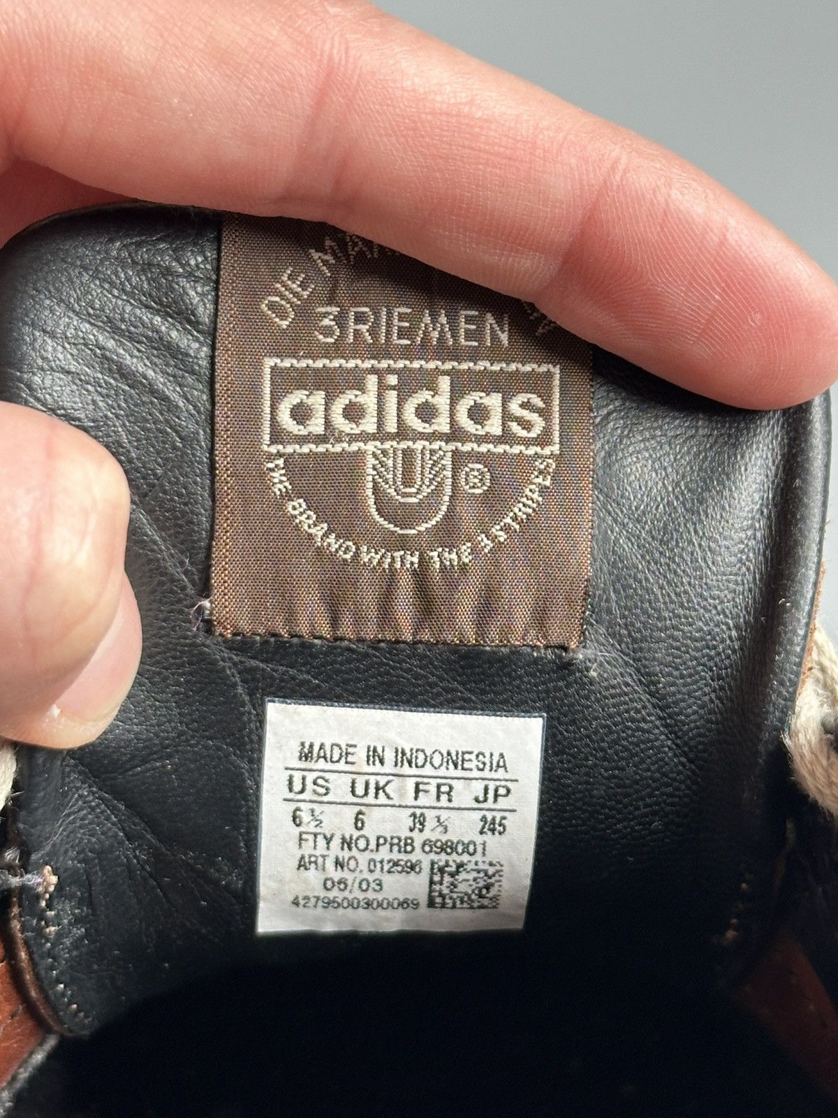 Vintage ADIDAS *CHILE 62* 2003 BROWN LEATHER TRAINERS US6,5 EU39 1/3 Size US 6.5 / EU 39-40 - 9 Thumbnail
