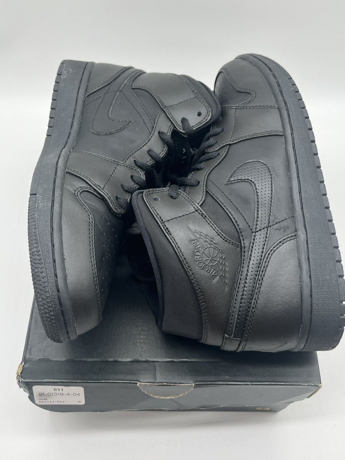 Jordan Brand Jordan 1 Mid triple black size 8.5 Size US 8.5 / EU 41-42 - 2 Thumbnail