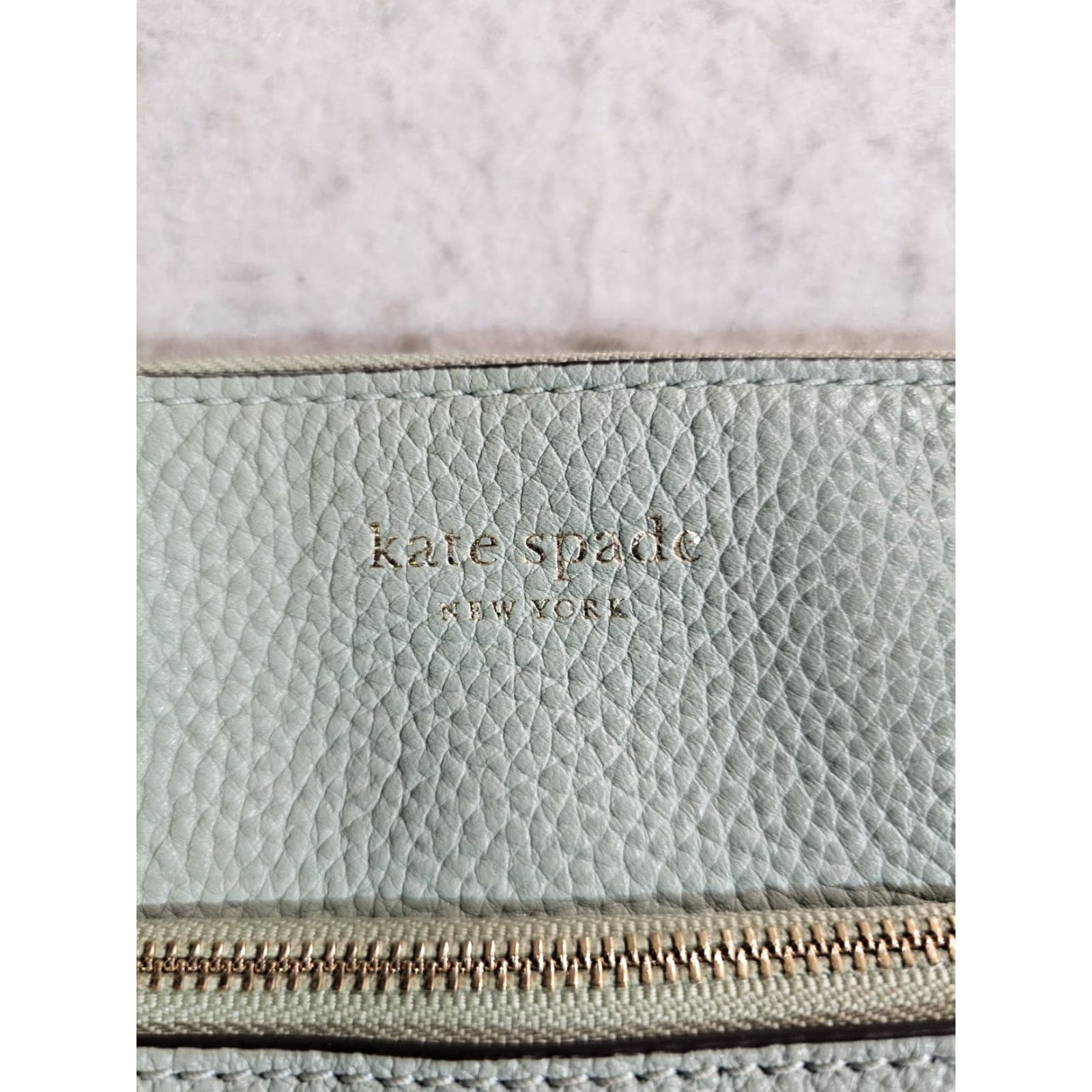 Vintage VINTAGE kate spade new york Pebbled Leather Crossbody Bag w/ Adjustable Strap Seafoam Green Size ONE SIZE - 4 Thumbnail