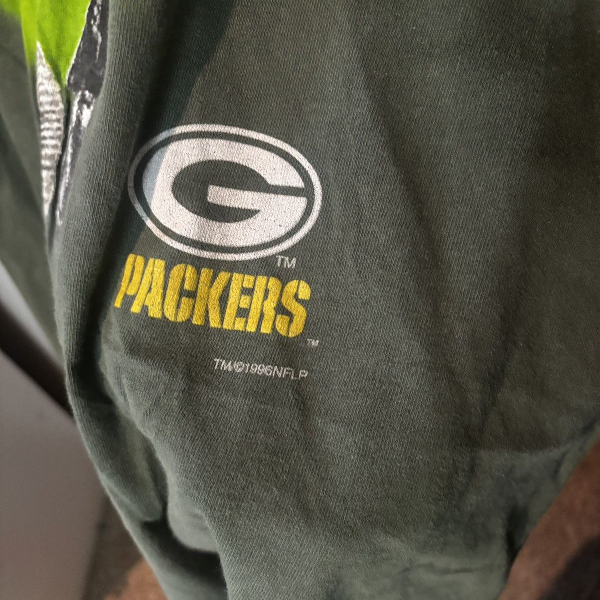Vintage Vintage 1996 Super Faded Green Bay Packers T Shirt Size US XL / EU 56 / 4 - 2 Thumbnail