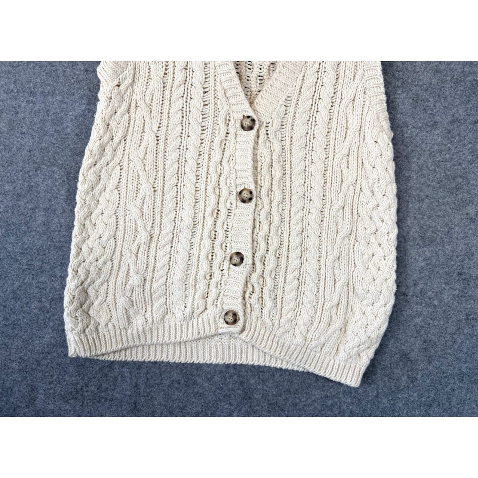 Vintage VINTAGE Cabela’s Sweater Vest Womens M Ivory Button Front V-Neck Cable Knit Sleeveless Holiday Mens Womens Size M / US 6-8 / IT 42-44 - 4 Thumbnail