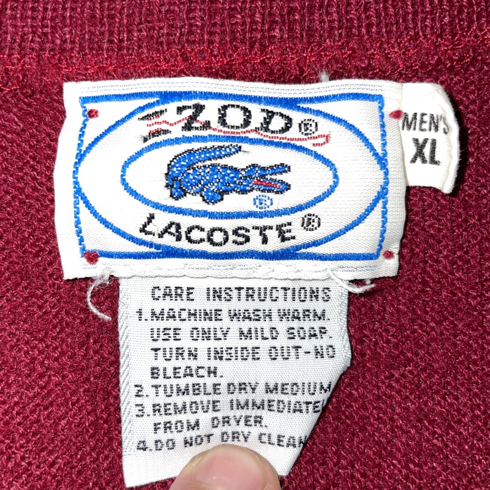 Lacoste VINTAGE Lacoste Red V-neck Sweater Mens XL Size US XL / EU 56 / 4 - 3 Thumbnail