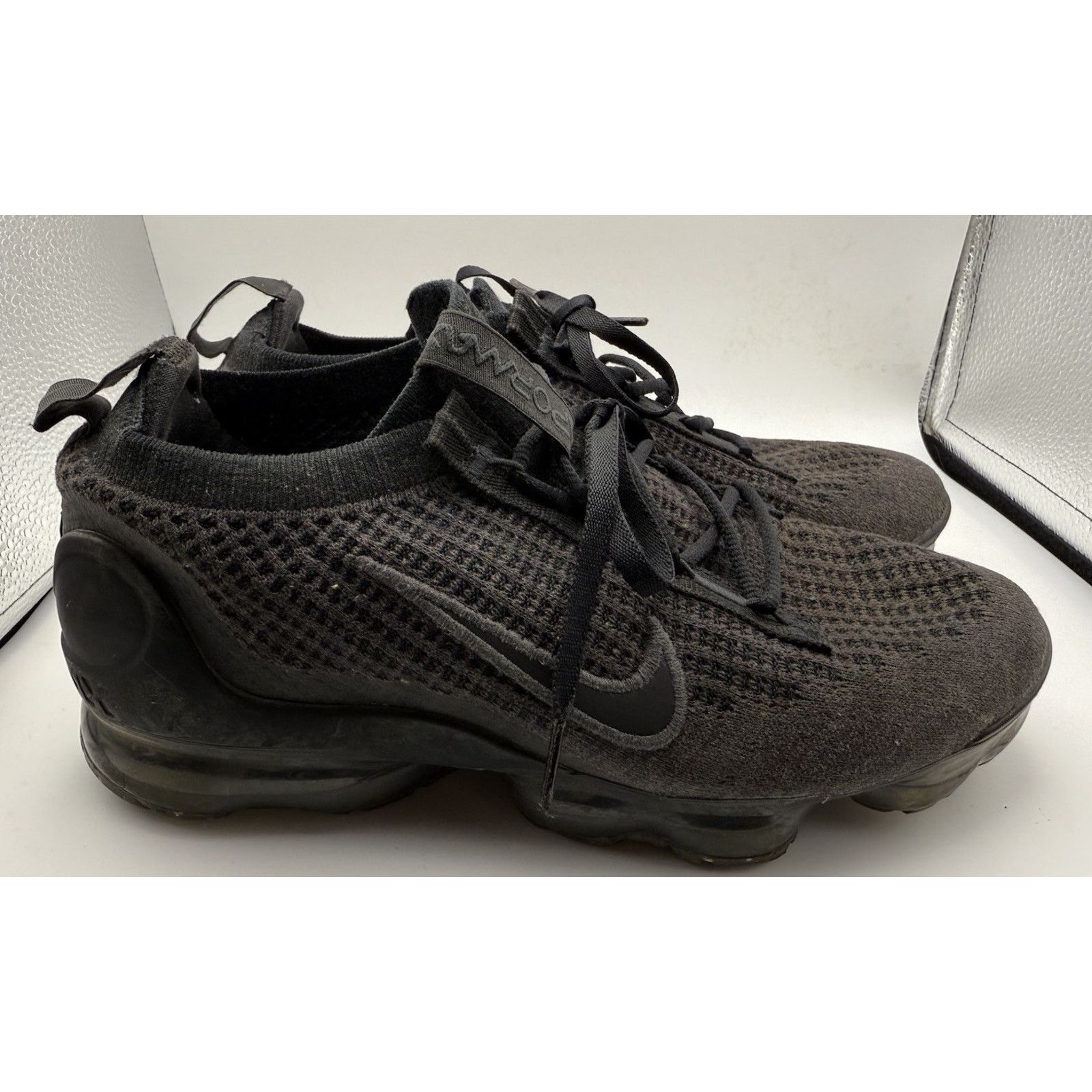 Nike Nike Air VaporMax Flyknit 3 Black (GS) 7Y Women's Size 8.5 Size US 7 / IT 37 - 3 Thumbnail