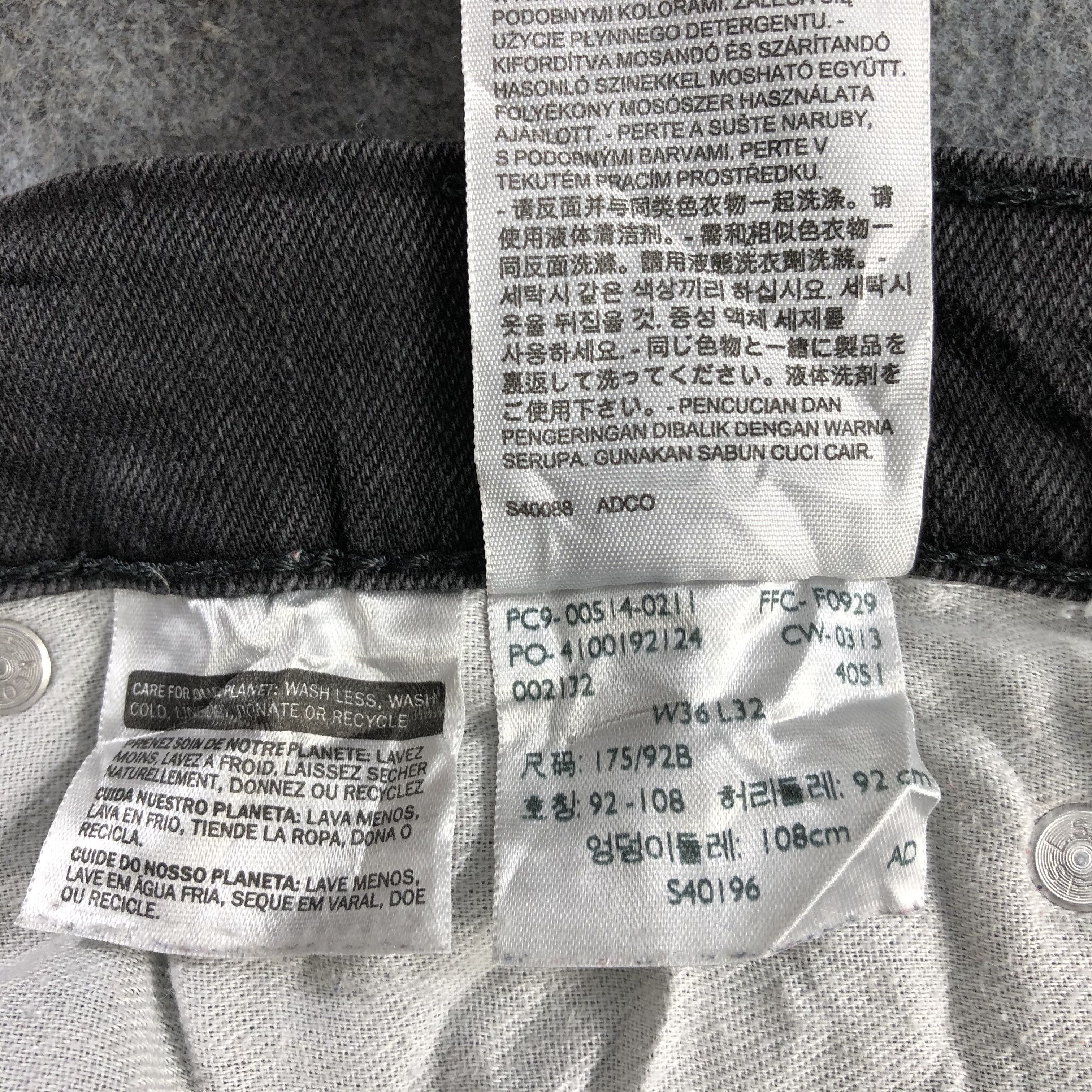 Levi's Vintage Faded Black Levis 514 Jeans-J2654 Size US 35 - 13 Thumbnail
