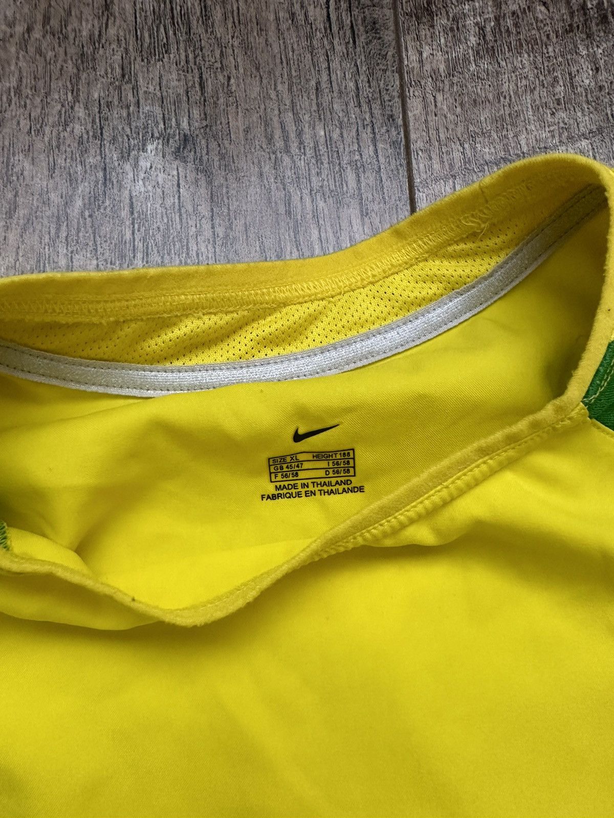 Nike 2002 Nike Brazil World Cup Home Soccer Jersey Size US XL / EU 56 / 4 - 8 Thumbnail