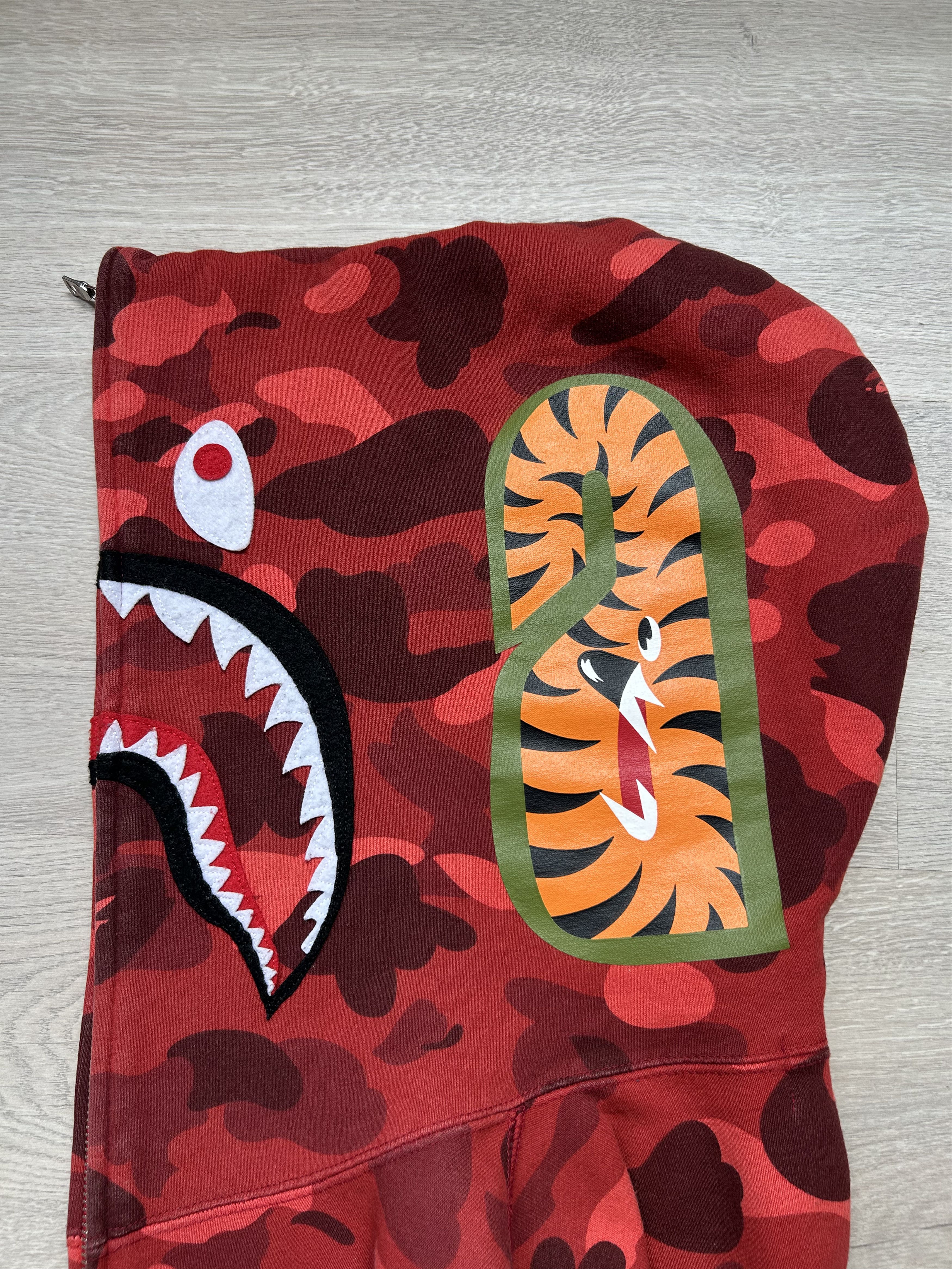 Bape BAPE Red Camo Shark Full Zip Hoodie [Size XL] Size US XL / EU 56 / 4 - 5 Thumbnail