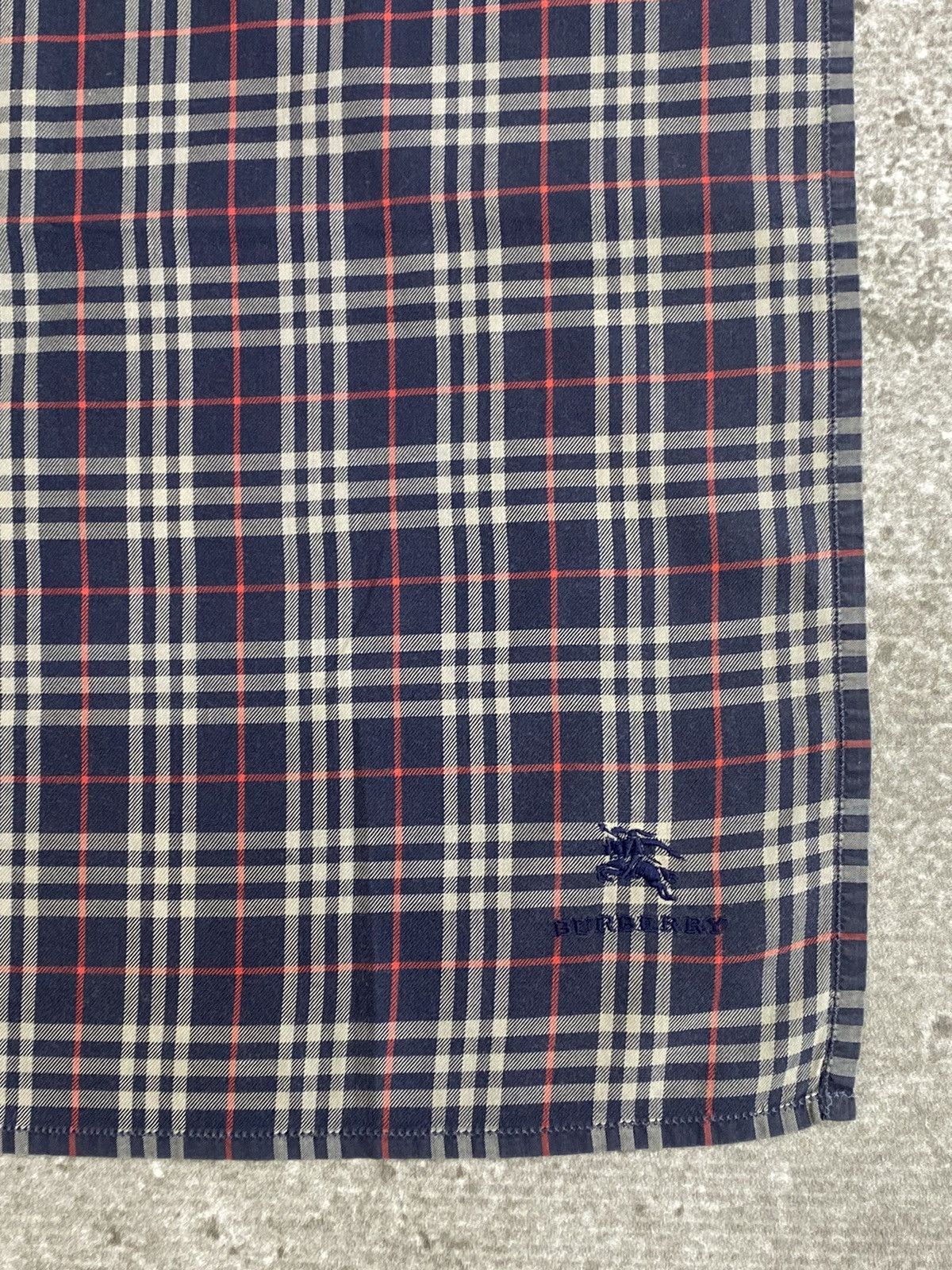 Burberry Burberry Handkerchief / Bandana / Neckerchief Size ONE SIZE - 6 Thumbnail