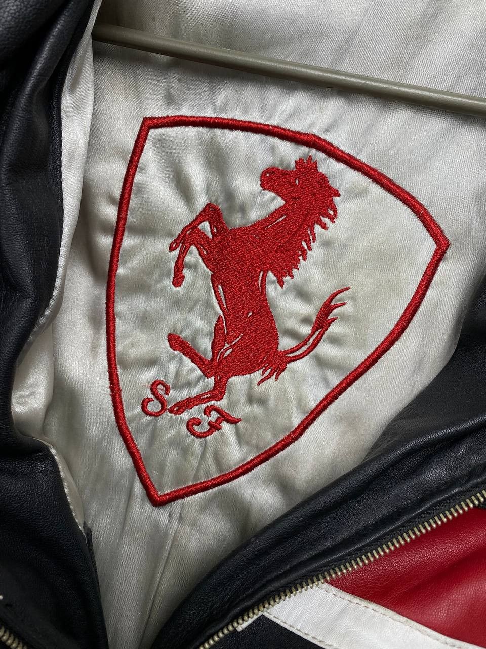 Ferrari Vintage Ferrari Racing Leather Jacket F1 Big Logo Men Size US XL / EU 56 / 4 - 14 Thumbnail