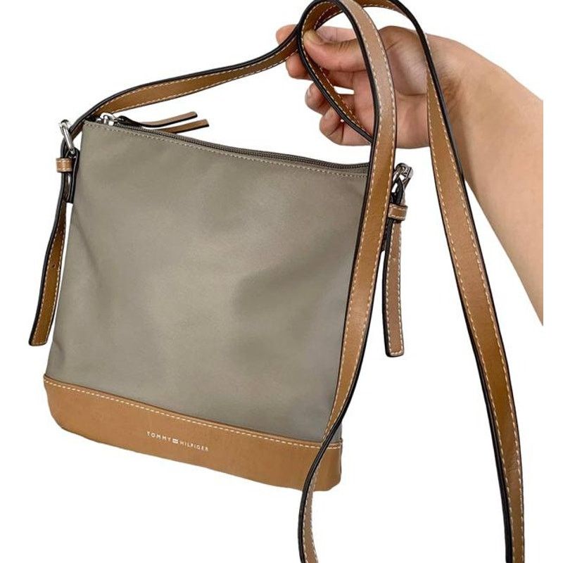Tommy Hilfiger Tommy Hilfiger Women's Crossbody Purse Size ONE SIZE - 1 Thumbnail