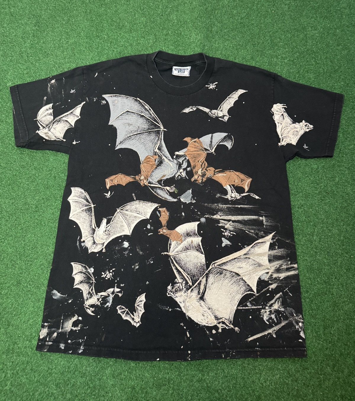 Other Vintage 90s Bat All Over Print Paint Splatter Lrg T Shirt Size US L / EU 52-54 / 3 - 1 Thumbnail