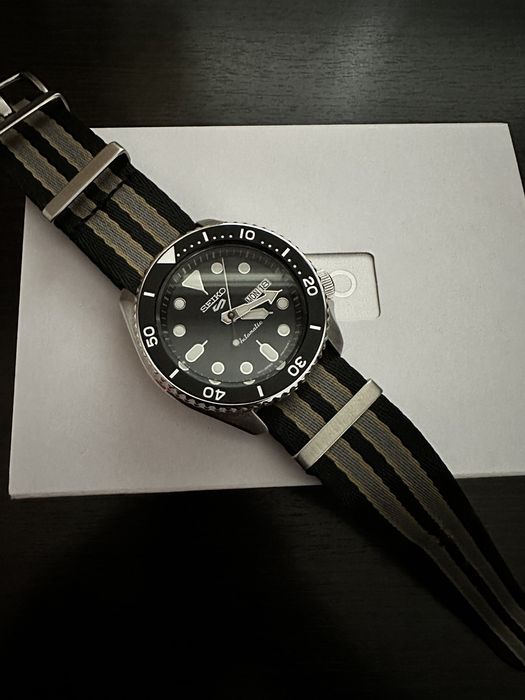 seiko 5 sports skx series automatic 42.5 mm watch