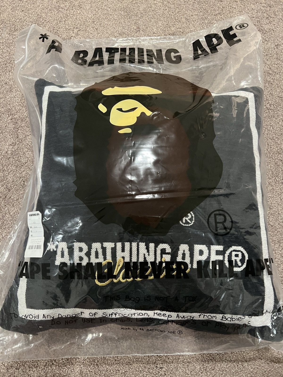 Bape Brand new A bathing ape Bape square cushion Size ONE SIZE - 1 Thumbnail