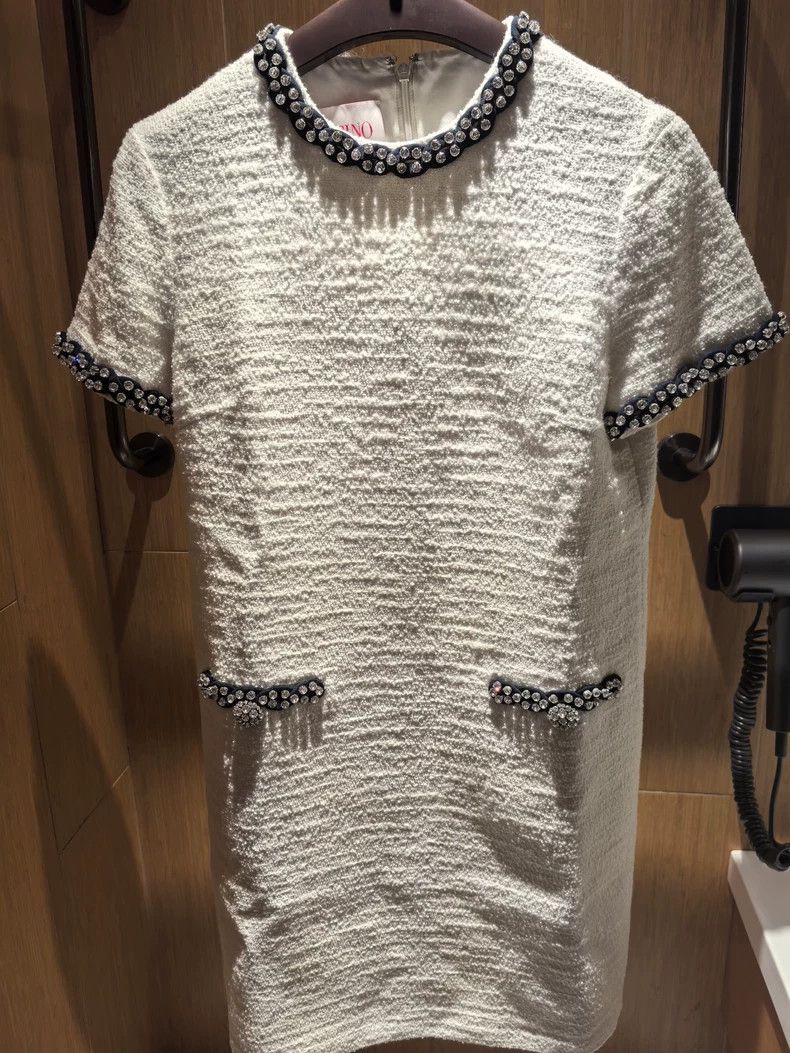 Valentino Valentino Ordered diamond crew neck small fragrant dress Size L / US 10 / IT 46 - 1 Thumbnail