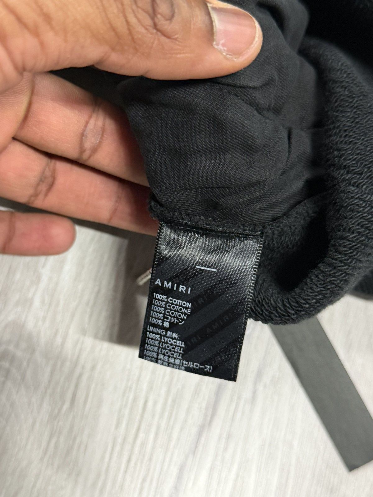 Amiri Amiri Dubai Exclusive Sweat Shorts - Small Size US 30 / EU 46 - 3 Thumbnail