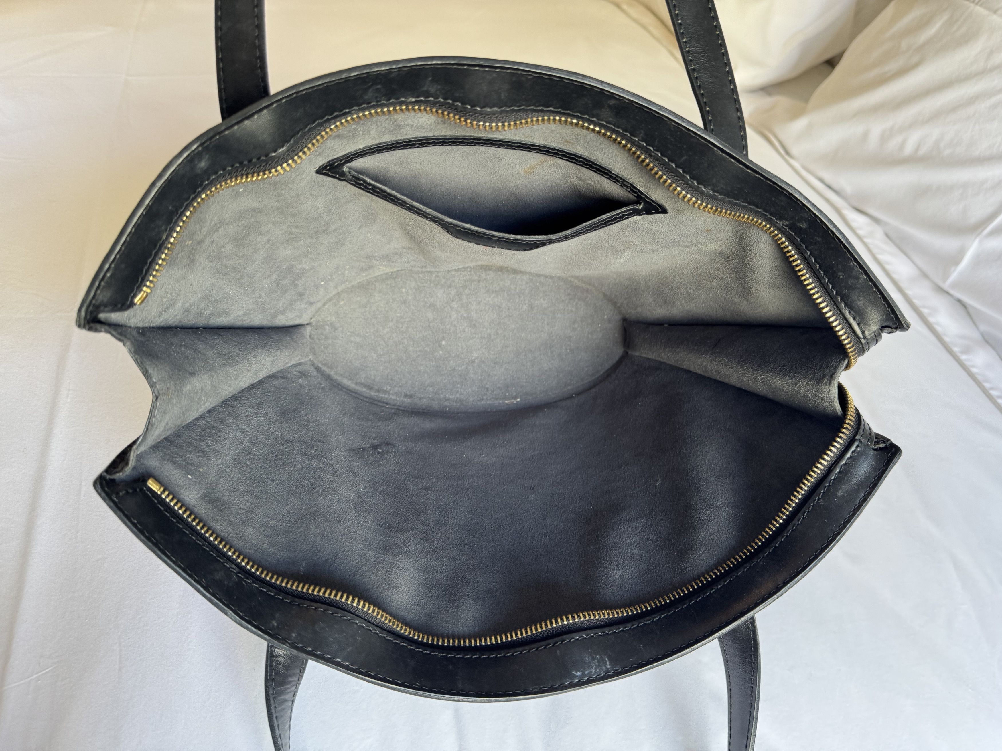 Louis Vuitton Louis Vuitton Saint Jacques Epi Leather Bag Size ONE SIZE - 5 Thumbnail