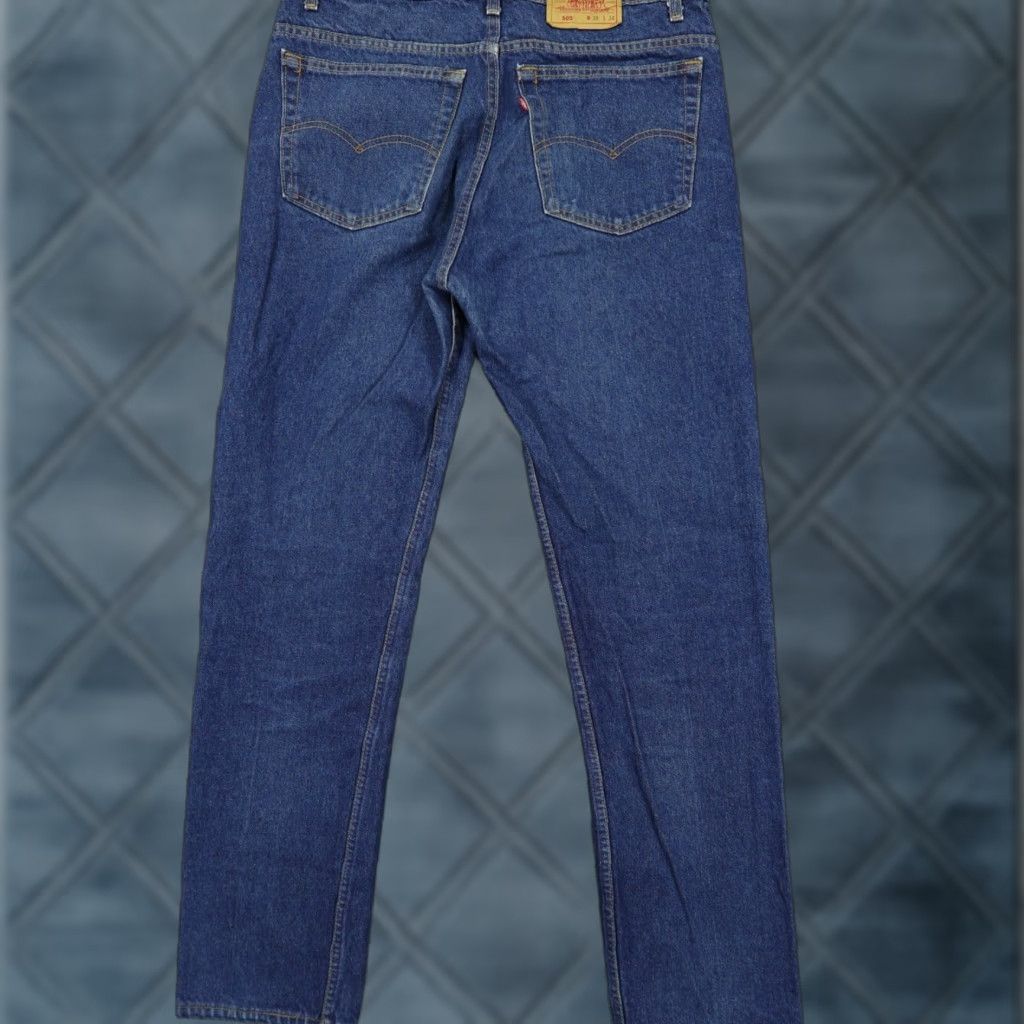 Levi's VINTAGE Levi's 505 Jeans Mens 38x34 Blue Regular Fit Straight Leg Made in USA Size US 38 / EU 54 - 1 Thumbnail