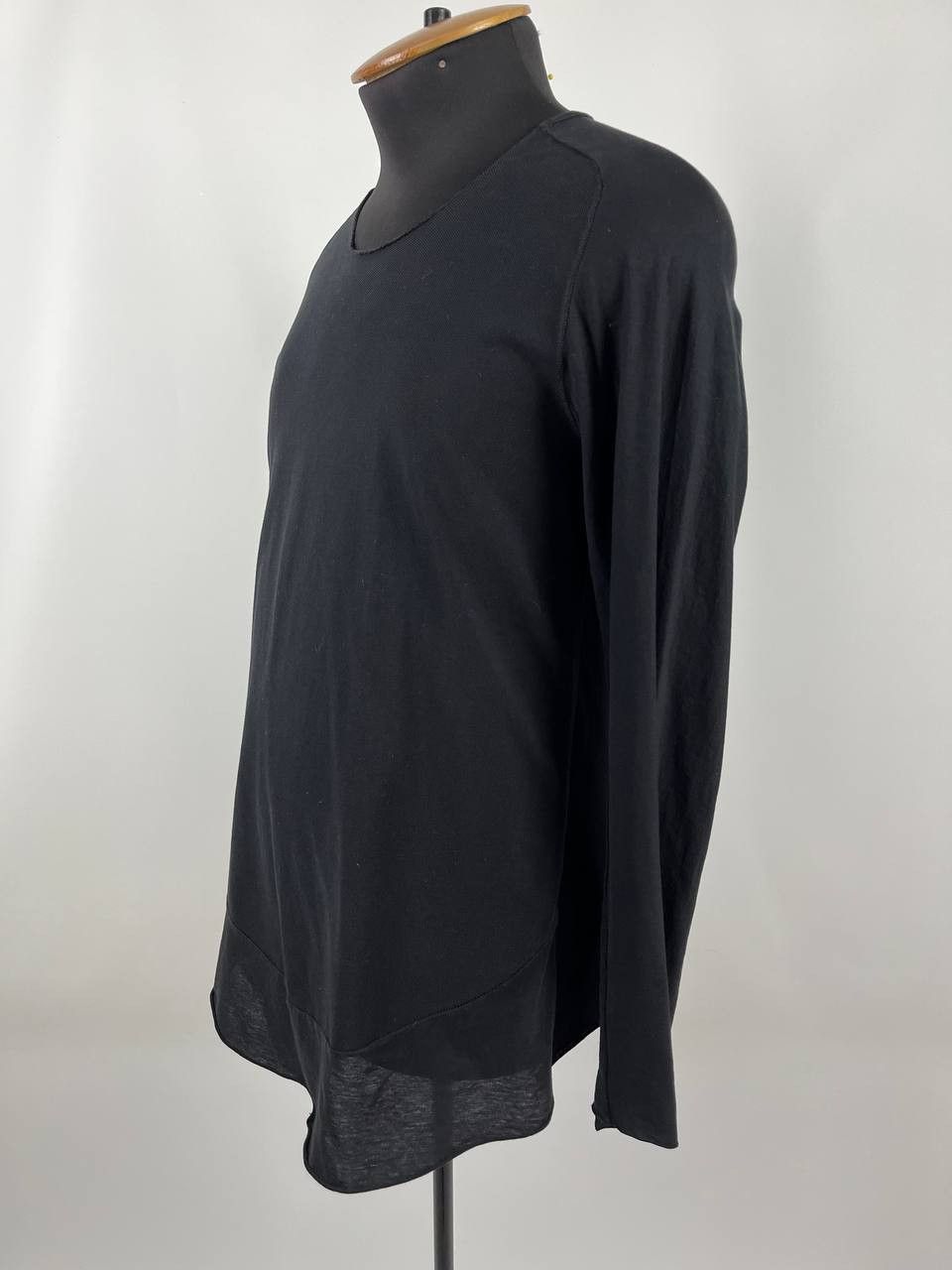 hannes roether Hannes Roether Avant Garde Black Solid Long Sleeve Size M Size US M / EU 48-50 / 2 - 2 Thumbnail