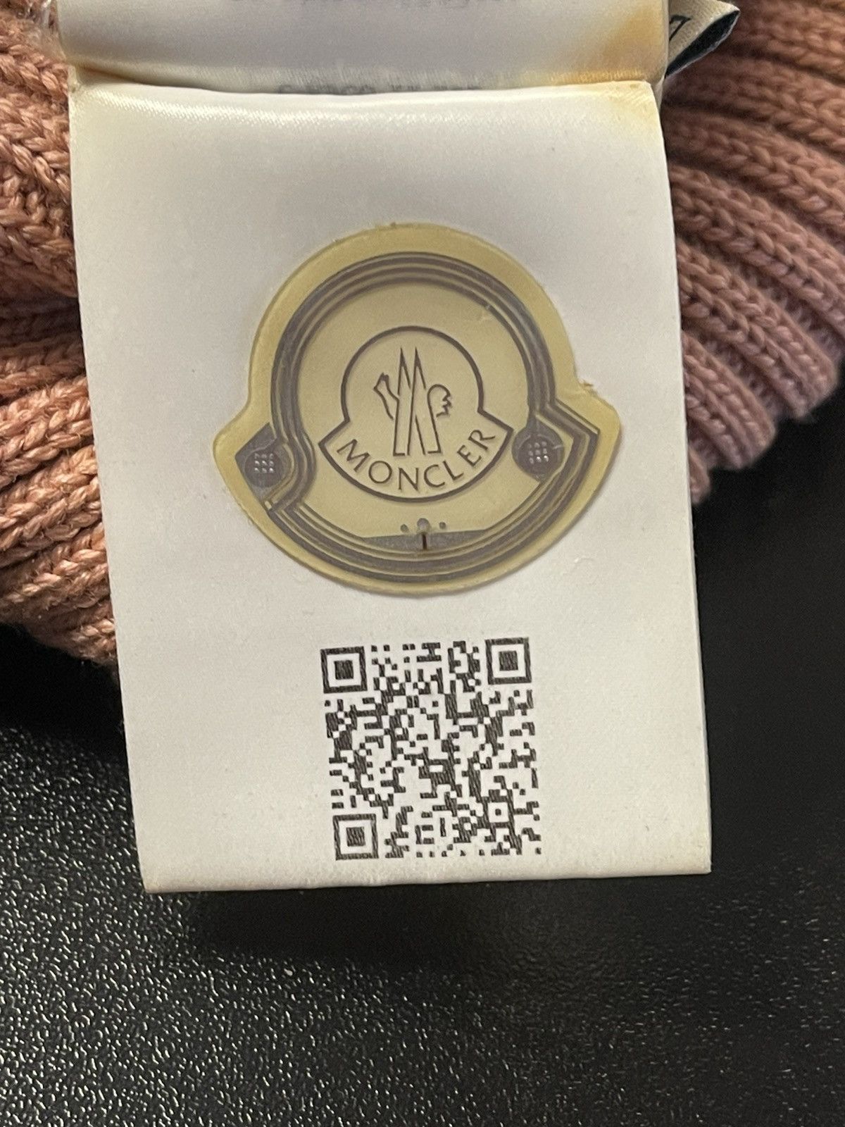 Moncler Size L - Moncler Enfant Berretto Beanie Pink Fox Fur Size ONE SIZE - 10 Thumbnail