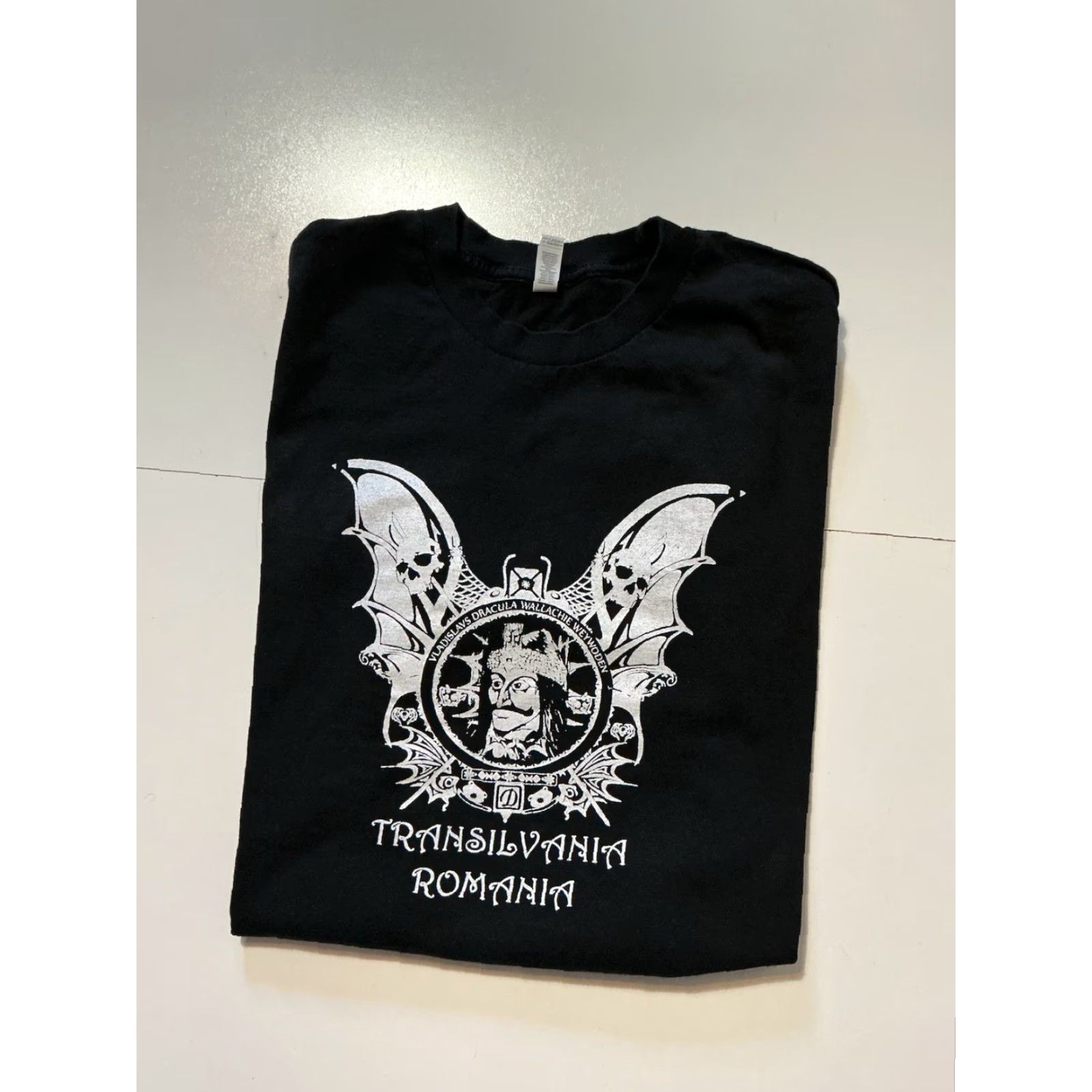 Vintage VINTAGE Dracula T-Shirt Alstyle Apparel & Activewear Men XL Black Transylvania Romania Vlad The Impaler Vladislavs Weywooden 90s Men’s Shirt Size US XL / EU 56 / 4 - 2 Thumbnail