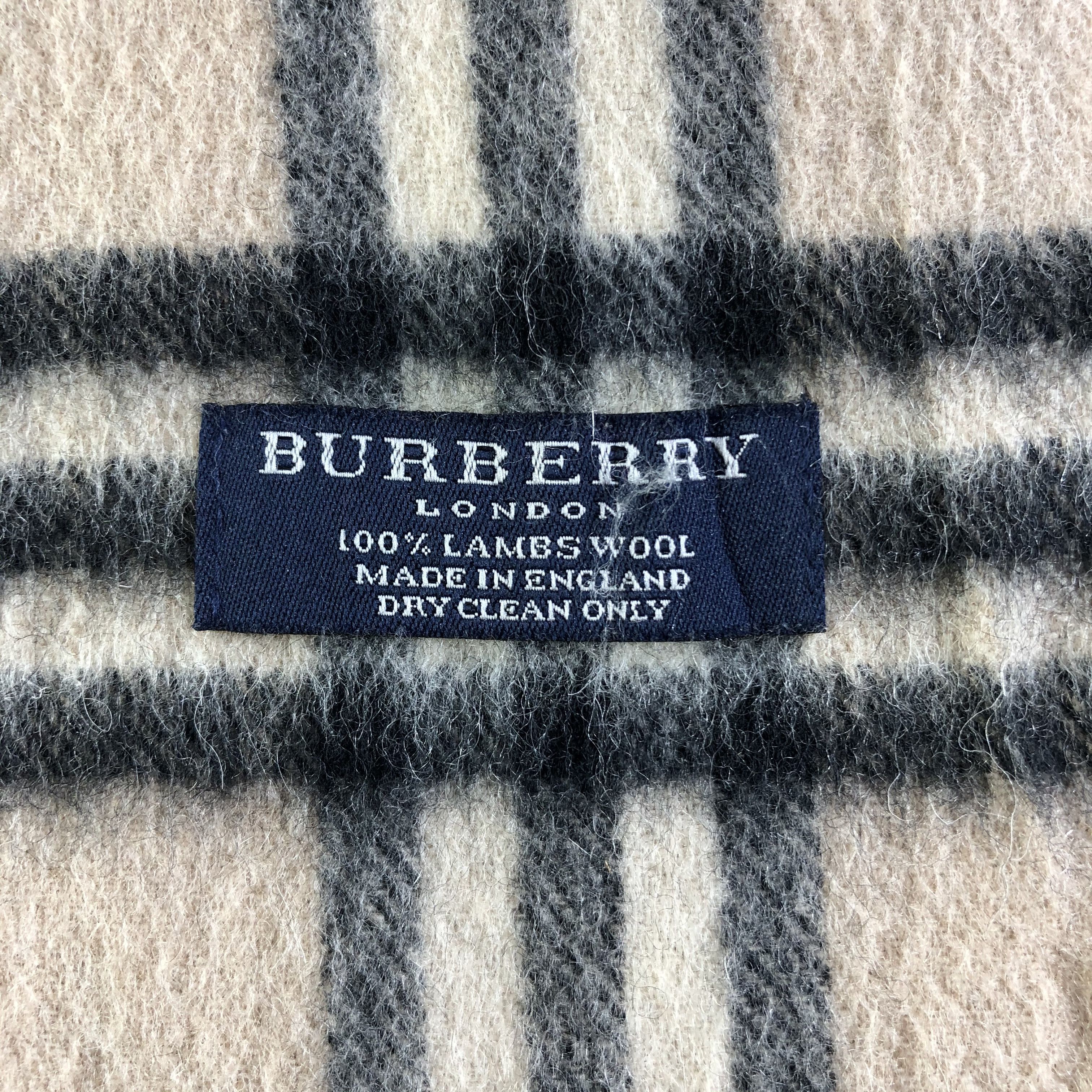 Burberry Burberry Scarf / Muffler / Neckwear Size ONE SIZE - 4 Thumbnail