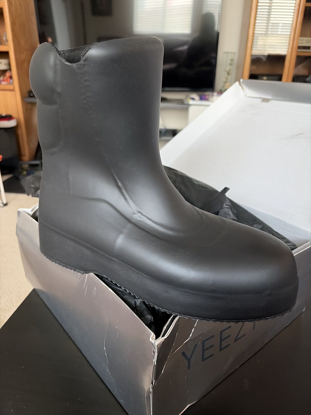 Yeezy Yeezy SL-03 Size US 13 / EU 46 - 1 Thumbnail