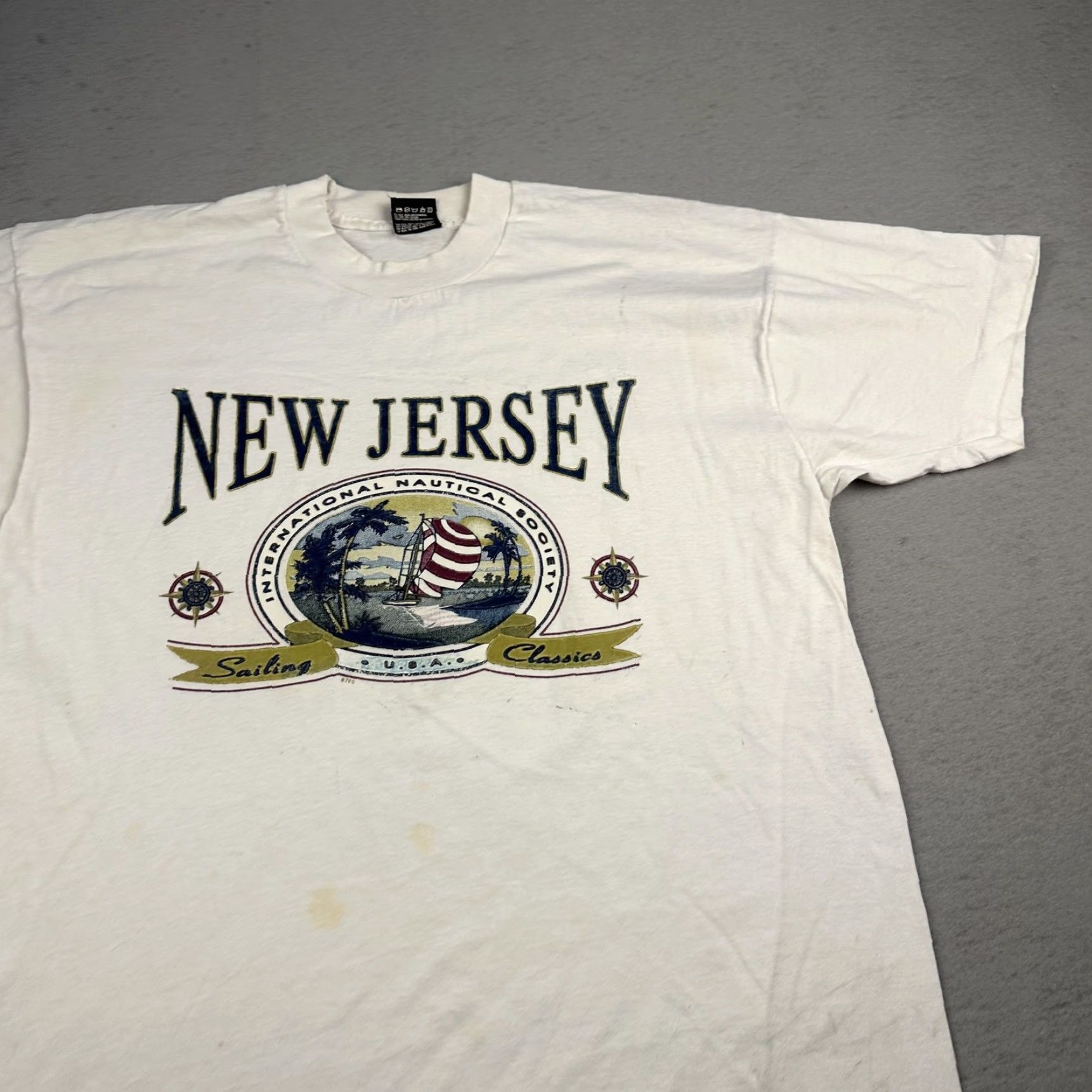 Fruit Of The Loom VINTAGE New Jersey Shirt Mens XL White Sailing Nautical Tourist Graphic 90s Size US XL / EU 56 / 4 - 4 Thumbnail