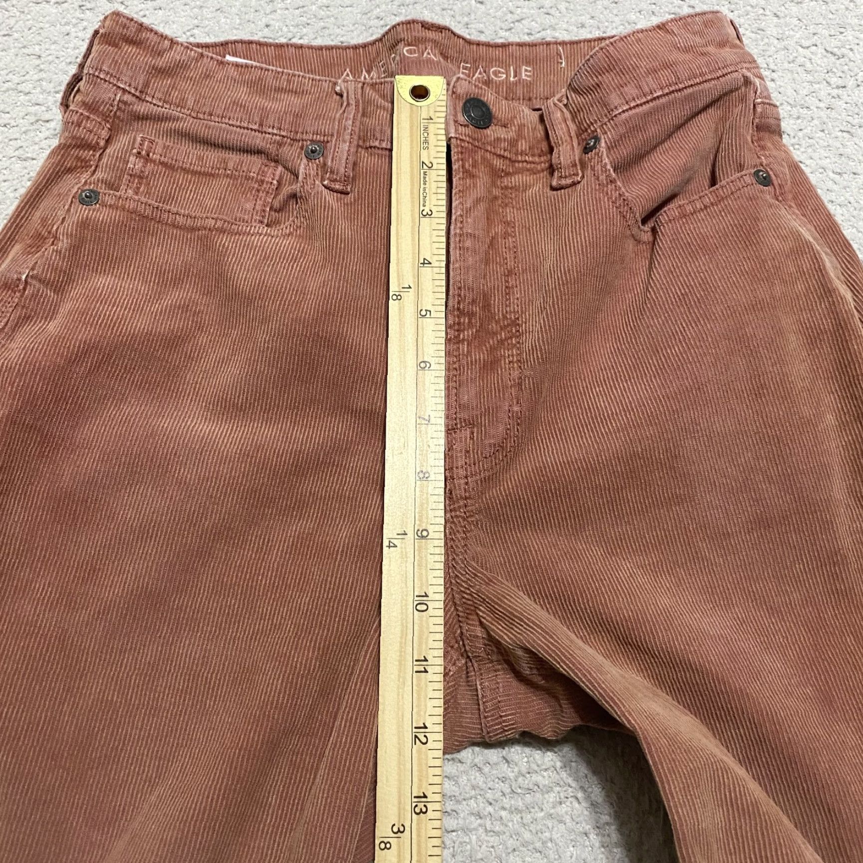 American Eagle Outfitters American Eagle Corduroy Jeans Womens 6 Pink Mom High Rise Straight Stretch Logo Pockets Zipper Button Cotton Spandex Denim N/A Size 28" / US 6 / IT 42 - 4 Thumbnail
