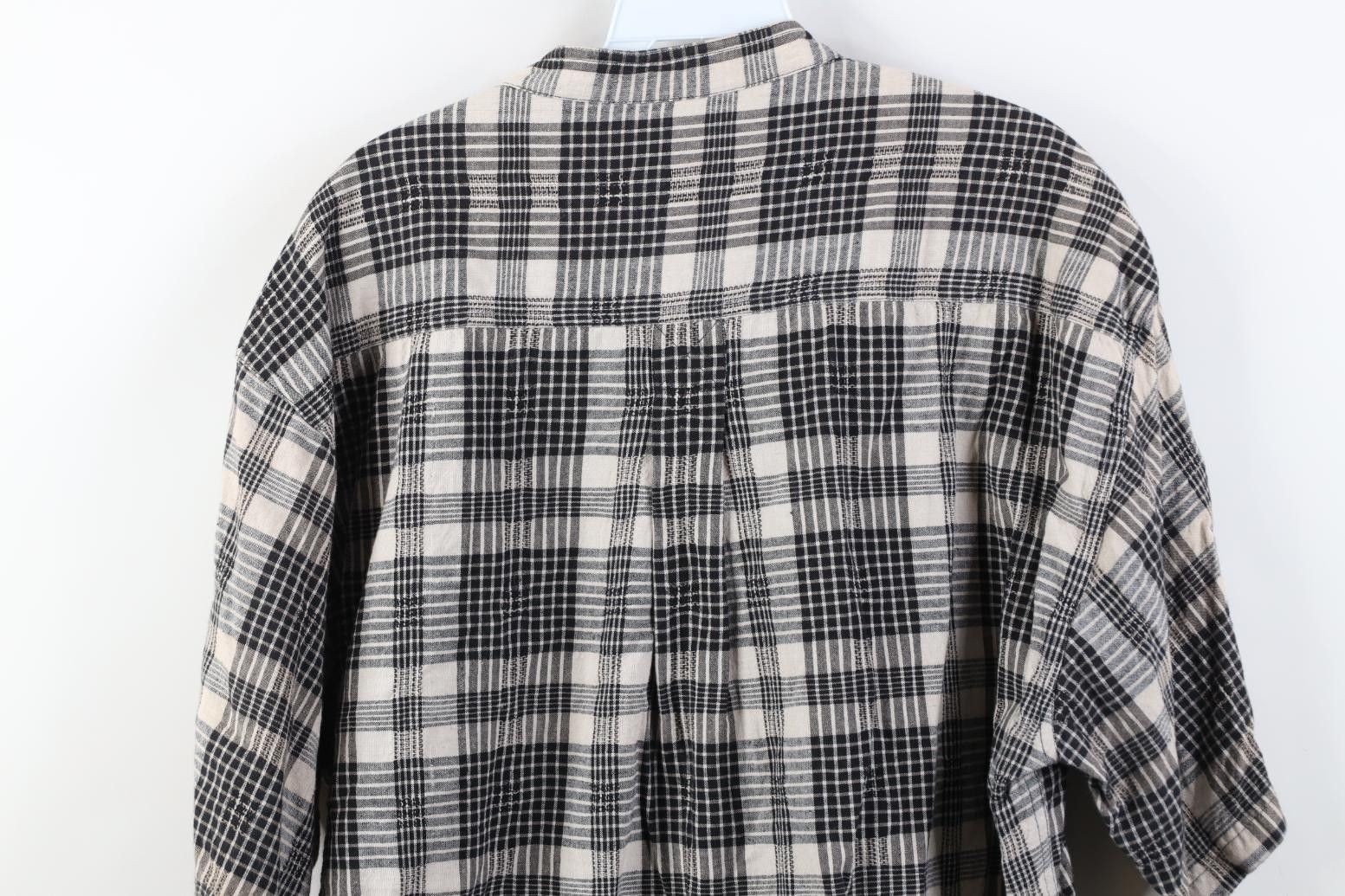 Vintage Vintage 90s Streetwear Short Sleeve Band Collar Button Shirt Size US XL / EU 56 / 4 - 11 Thumbnail