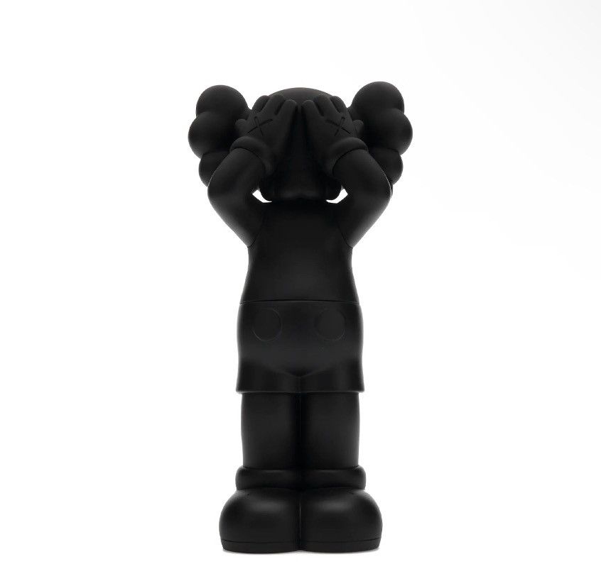 image of Kaws Holiday Uk Black Figure, Men's