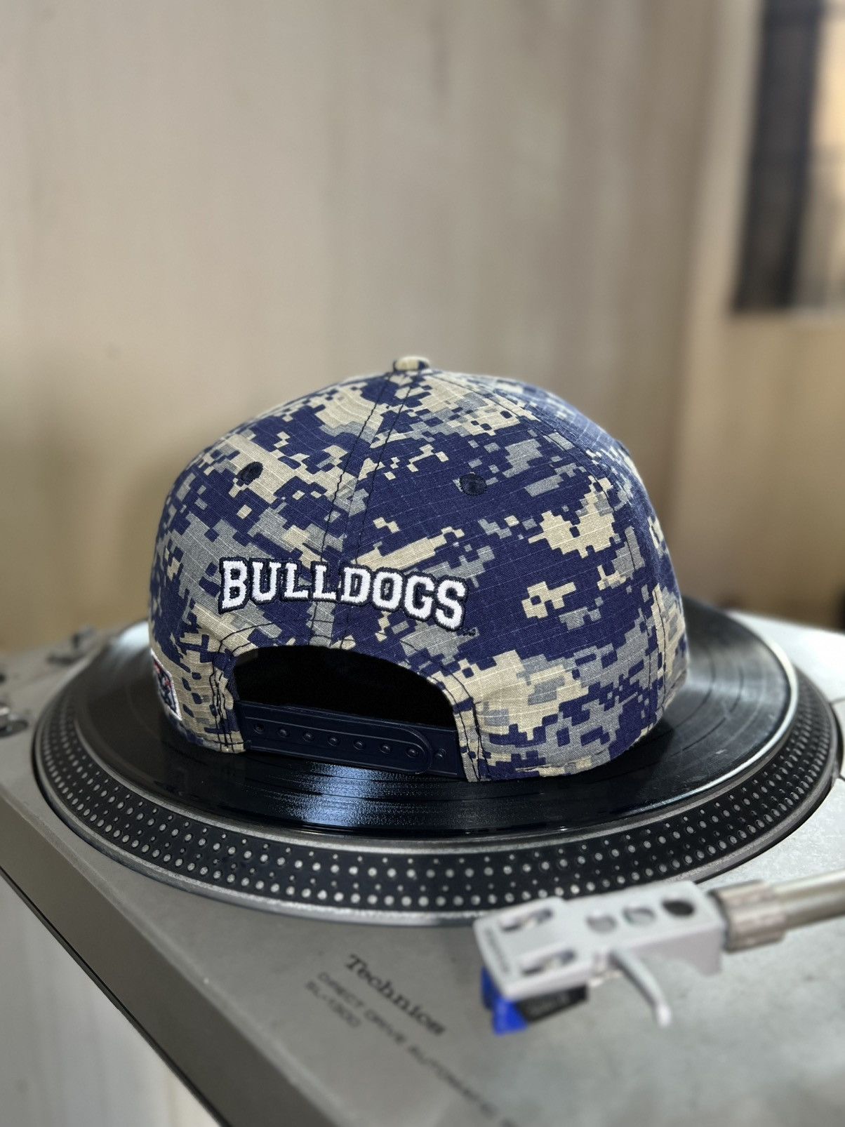 The Game Vintage 00s The Game Hat - Georgetown Hoyas CAMO Size ONE SIZE - 3 Thumbnail