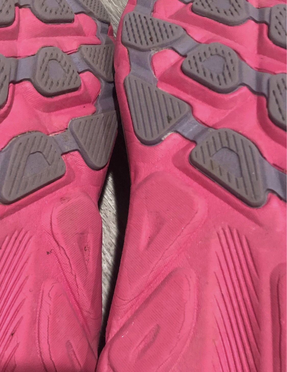 Hoka Hoka Clifton 9 112896-EBDB Size US 7 / EU 40 - 9 Thumbnail
