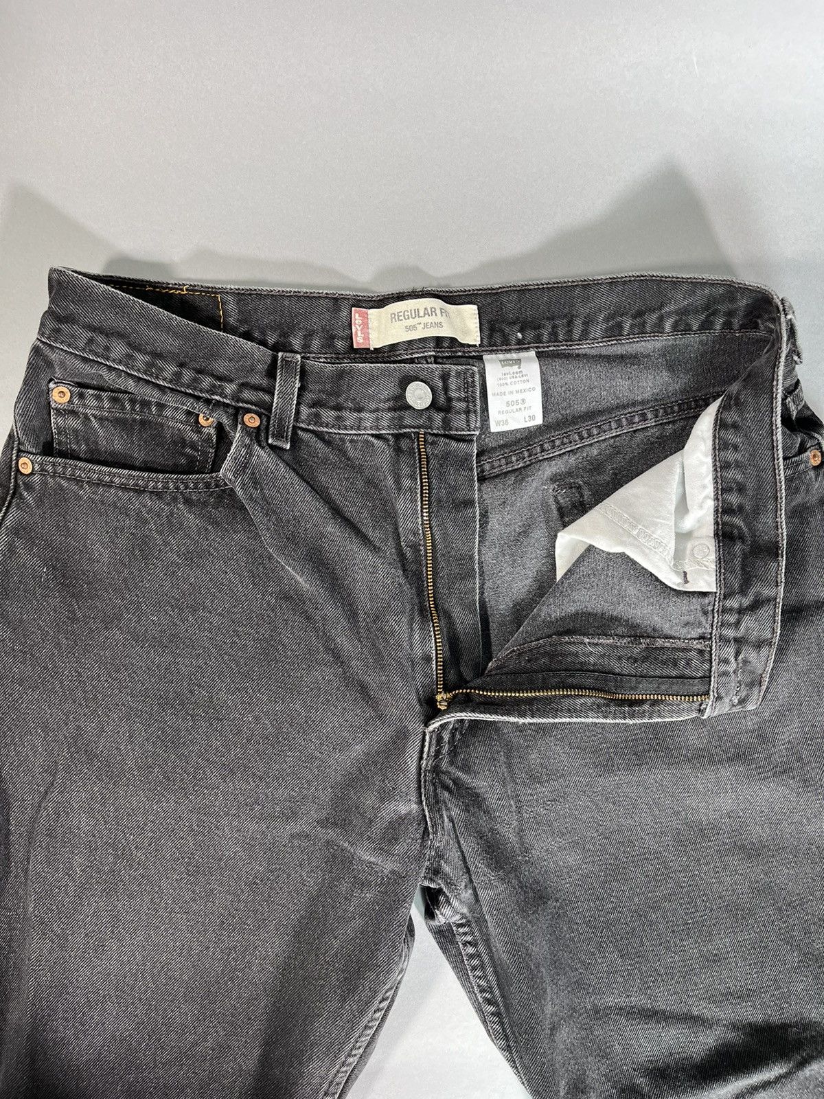 Levi's Y2K Faded Black Baggy Levi’s 505 Jeans Size US 36 / EU 52 - 3 Thumbnail