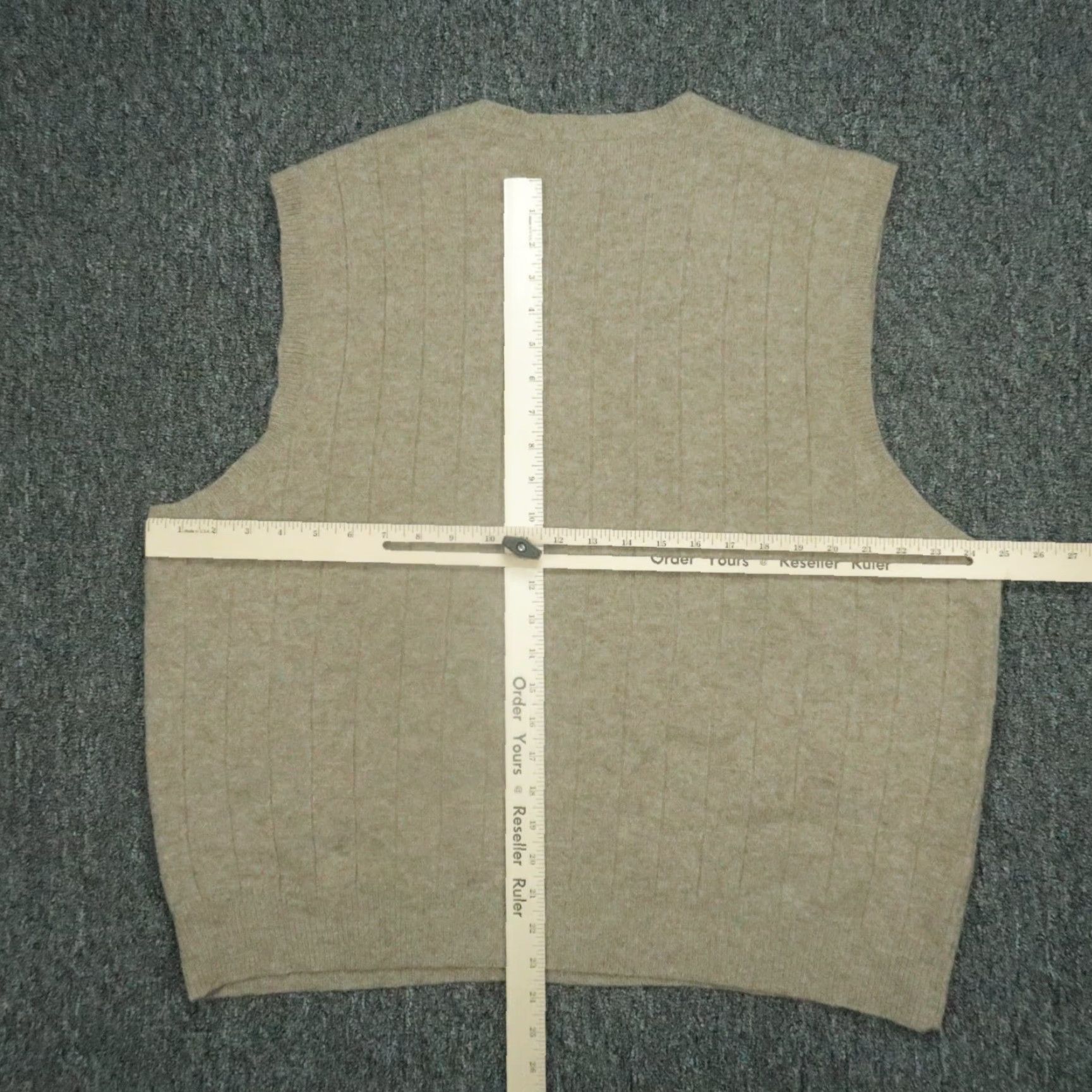 Polo Ralph Lauren VINTAGE Polo Ralph Lauren Sweater Vest Mens XL Beige Wool V-Neck Casual Dress Size US XL / EU 56 / 4 - 4 Thumbnail