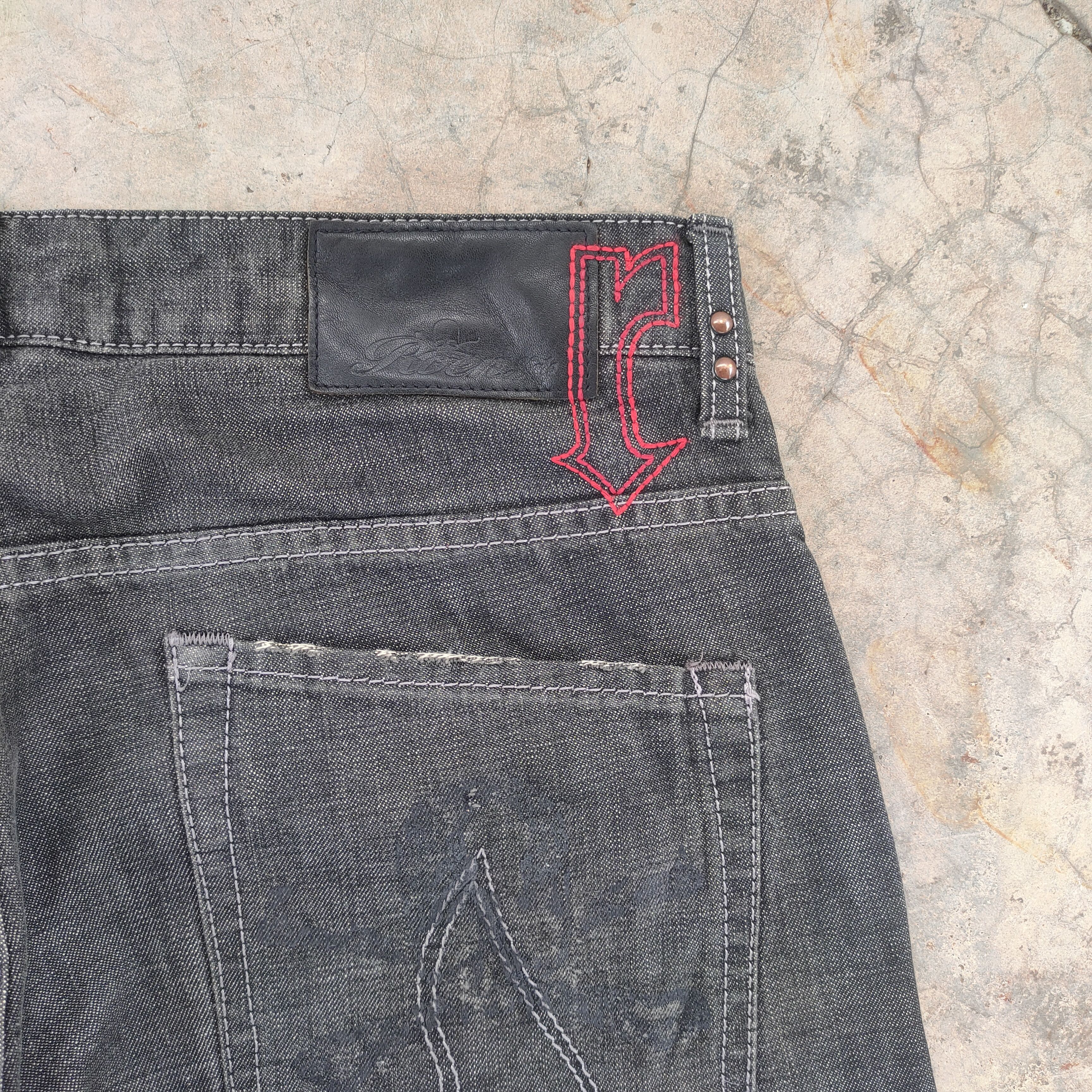 Roen W32 VINTAGE ROEN SKINNY FADED BLACK DISTRESSED JEAN PANTS Size US 32 / EU 48 - 12 Thumbnail