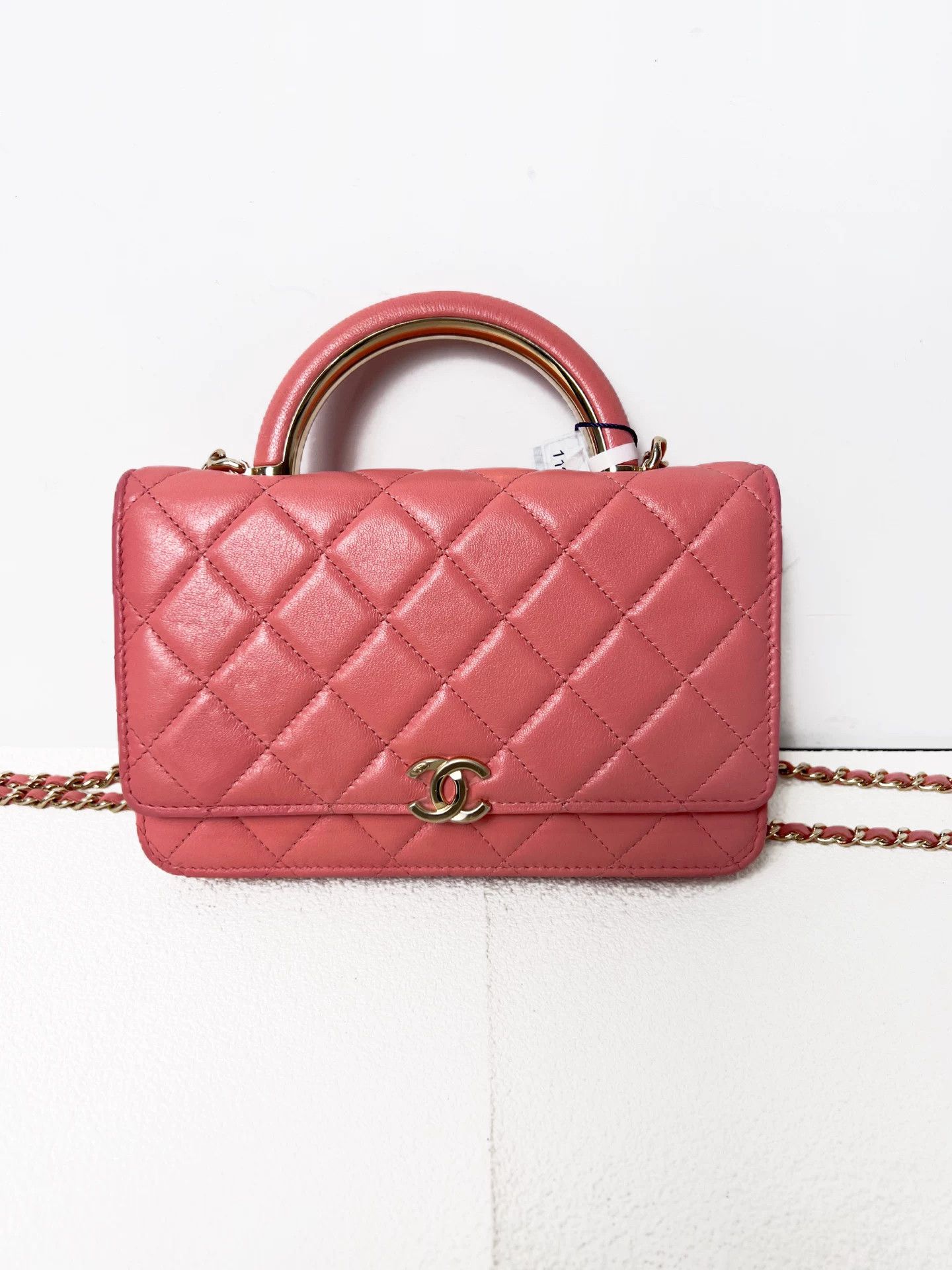 Chanel Pre-loved Bag Very good condition Size ONE SIZE - 1 Thumbnail