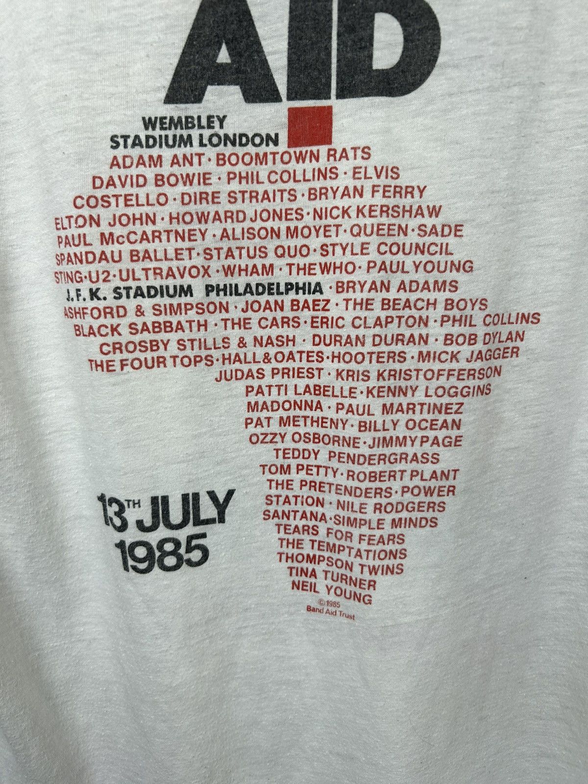 Band Tees × Vintage Vintage 1985 Live Aid The Global Jukebox T shirt Size US L / EU 52-54 / 3 - 22 Thumbnail
